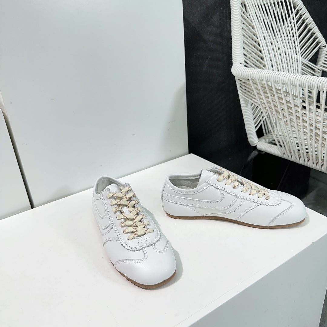 Dior Sneakers Breathable S
