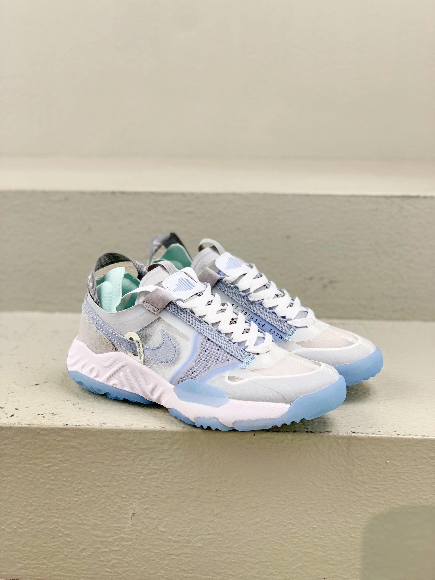 Jordan Nike Sneakers Mesh Breathable L