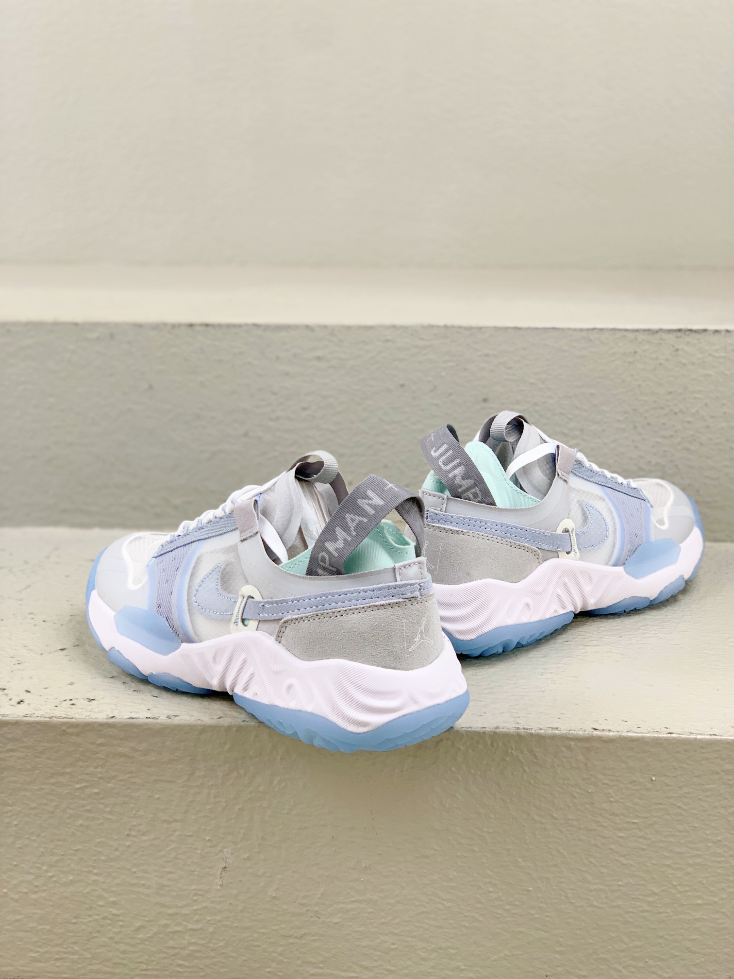 Jordan Nike Sneakers Mesh Breathable L