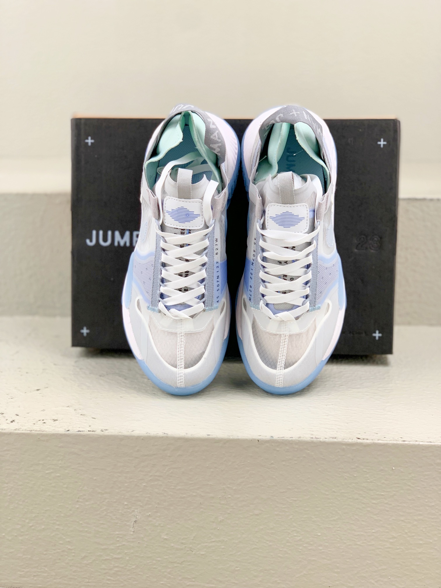 Jordan Nike Sneakers Mesh Breathable L