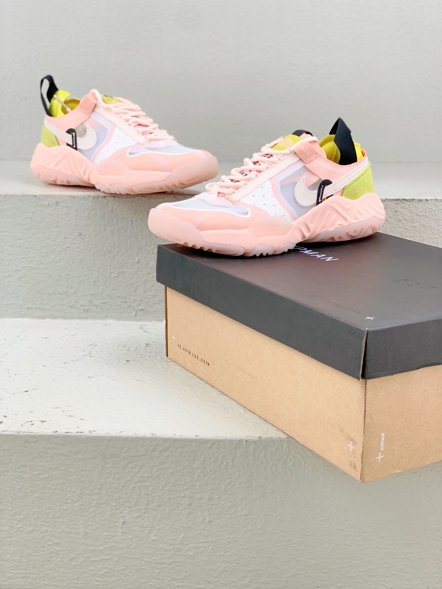 Jordan Nike Sneakers Mesh Breathable L