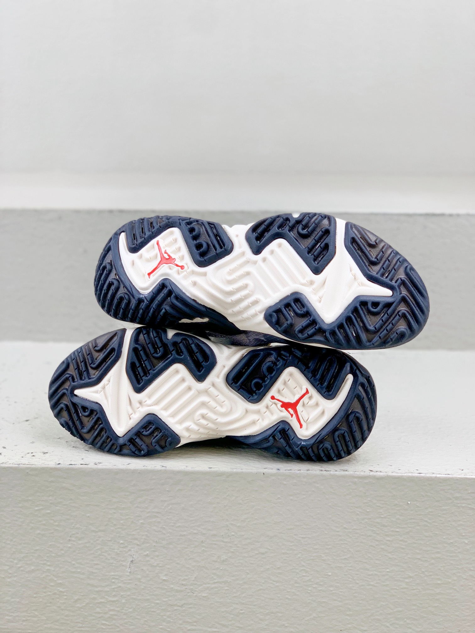 Jordan Nike Sneakers Mesh Breathable L