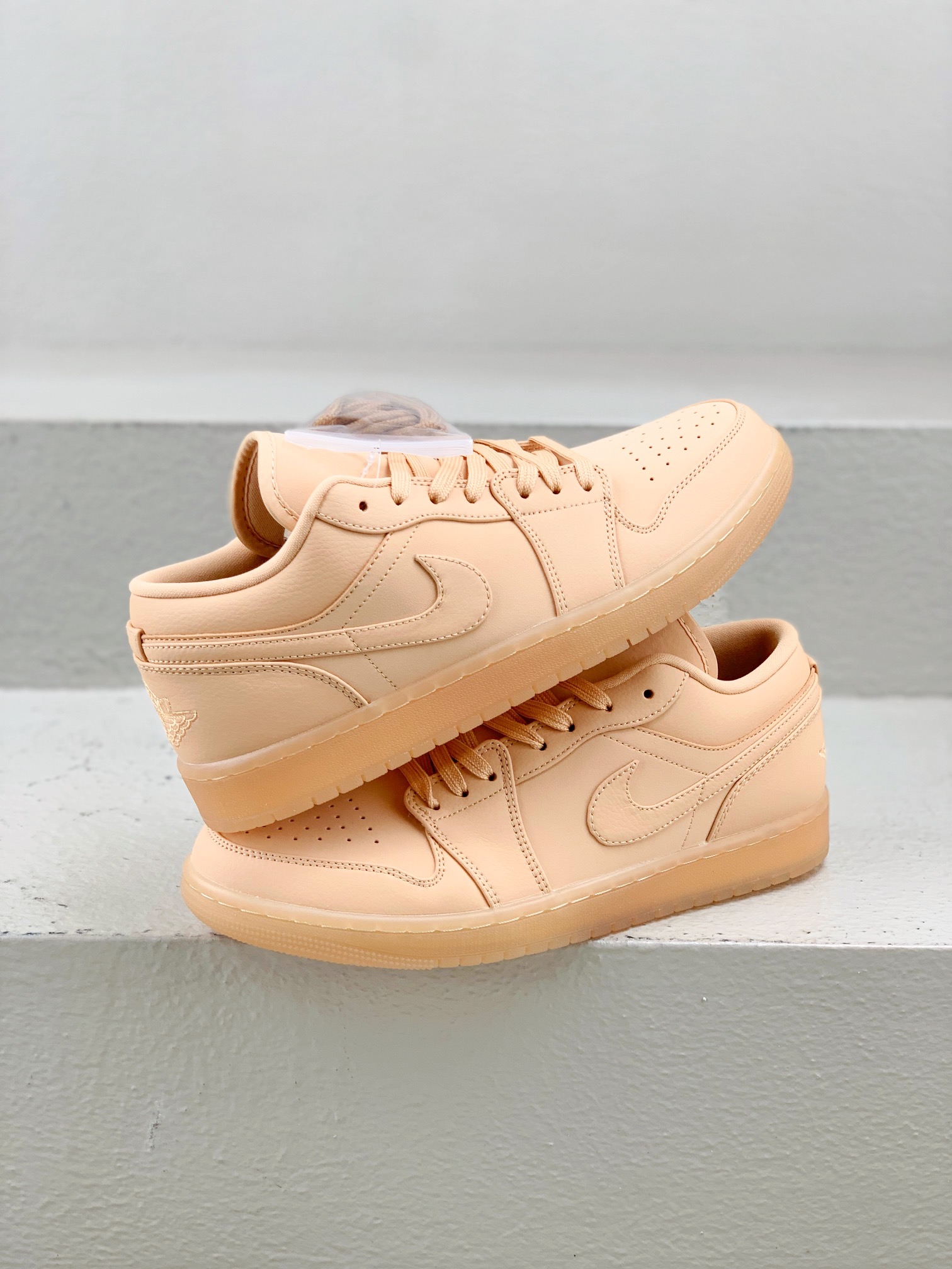 Jordan Nike Basic Shoes Brown L-s