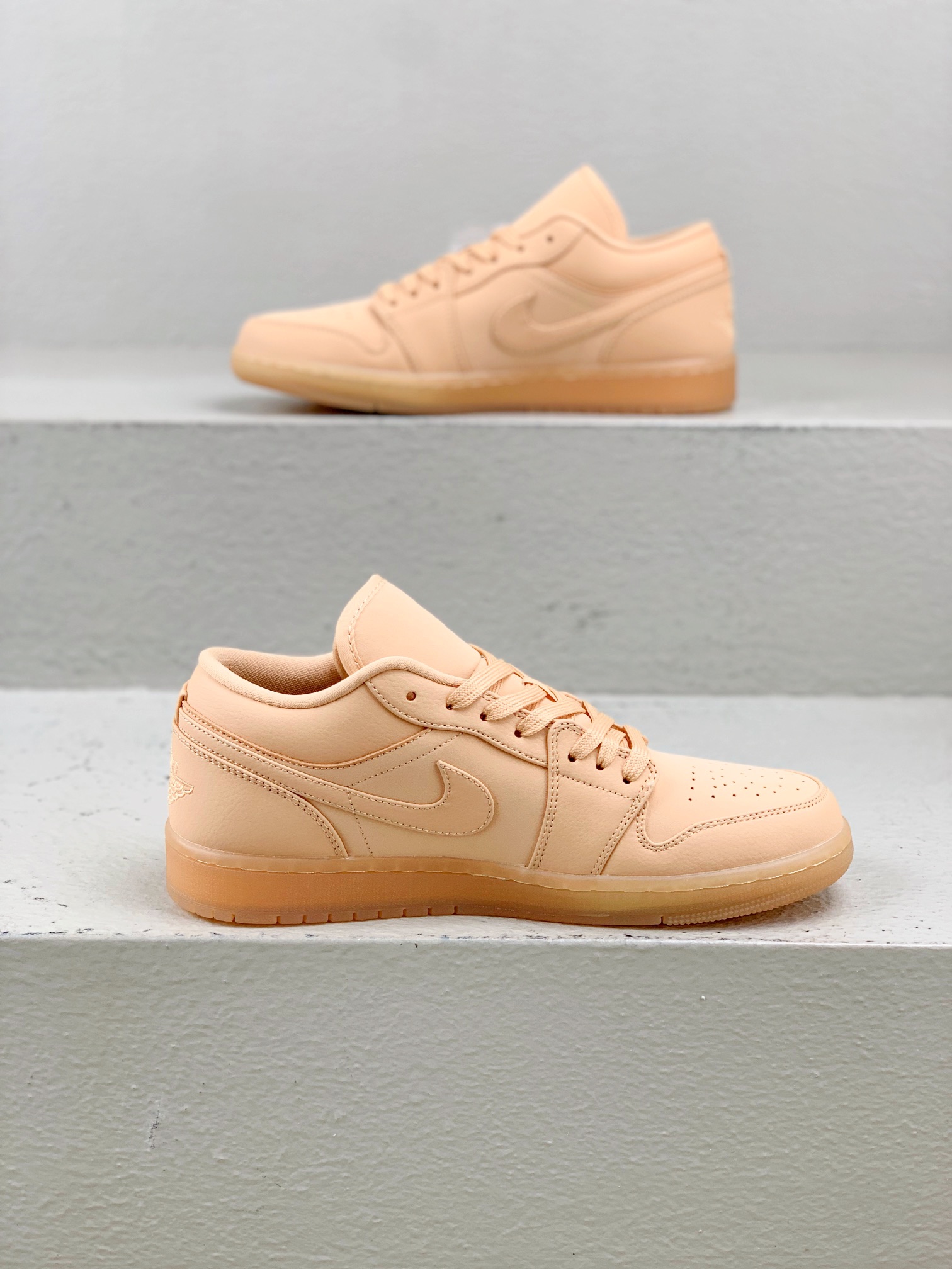 Jordan Nike Basic Shoes Brown L-s