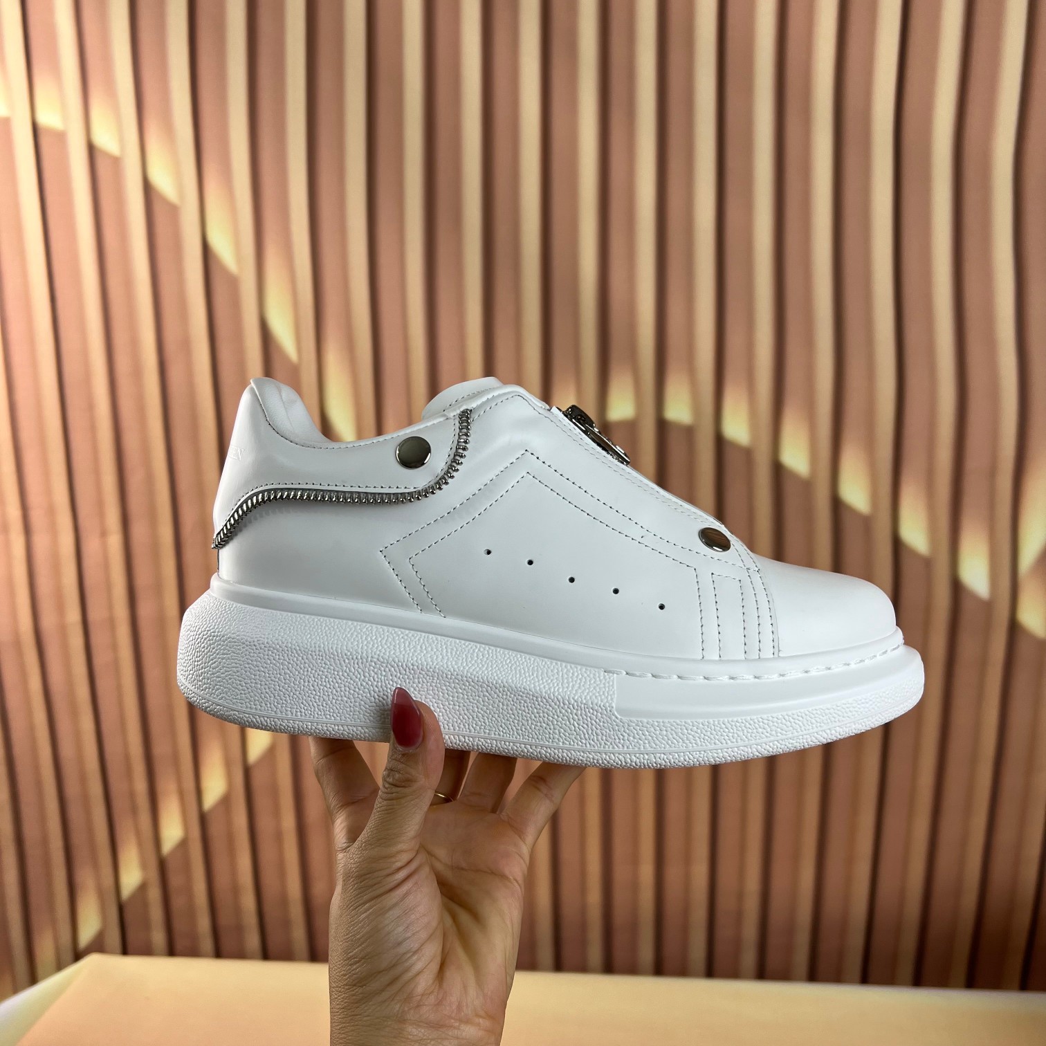 Alexander Mcqueen Male Sneakers Breathable M-l