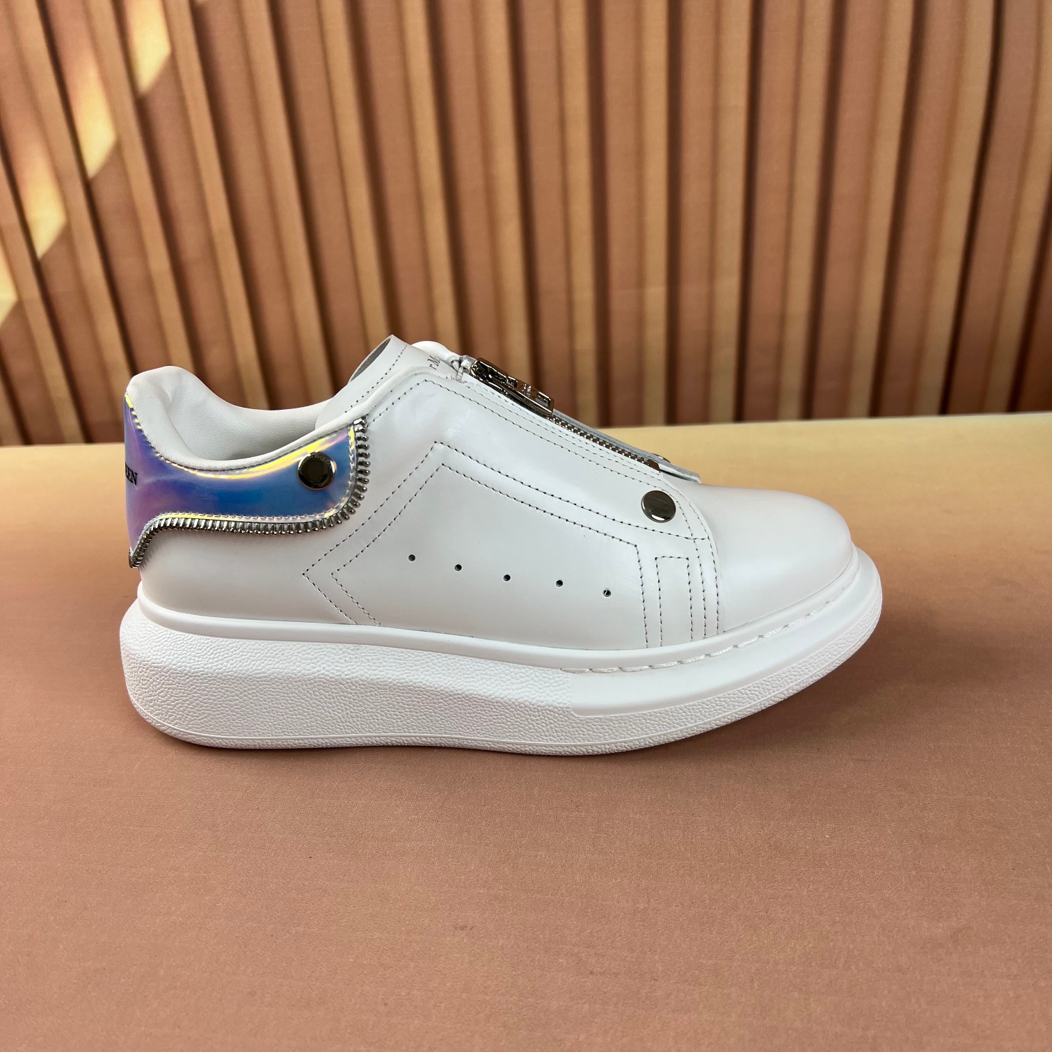 Alexander Mcqueen Male Sneakers Breathable M-l