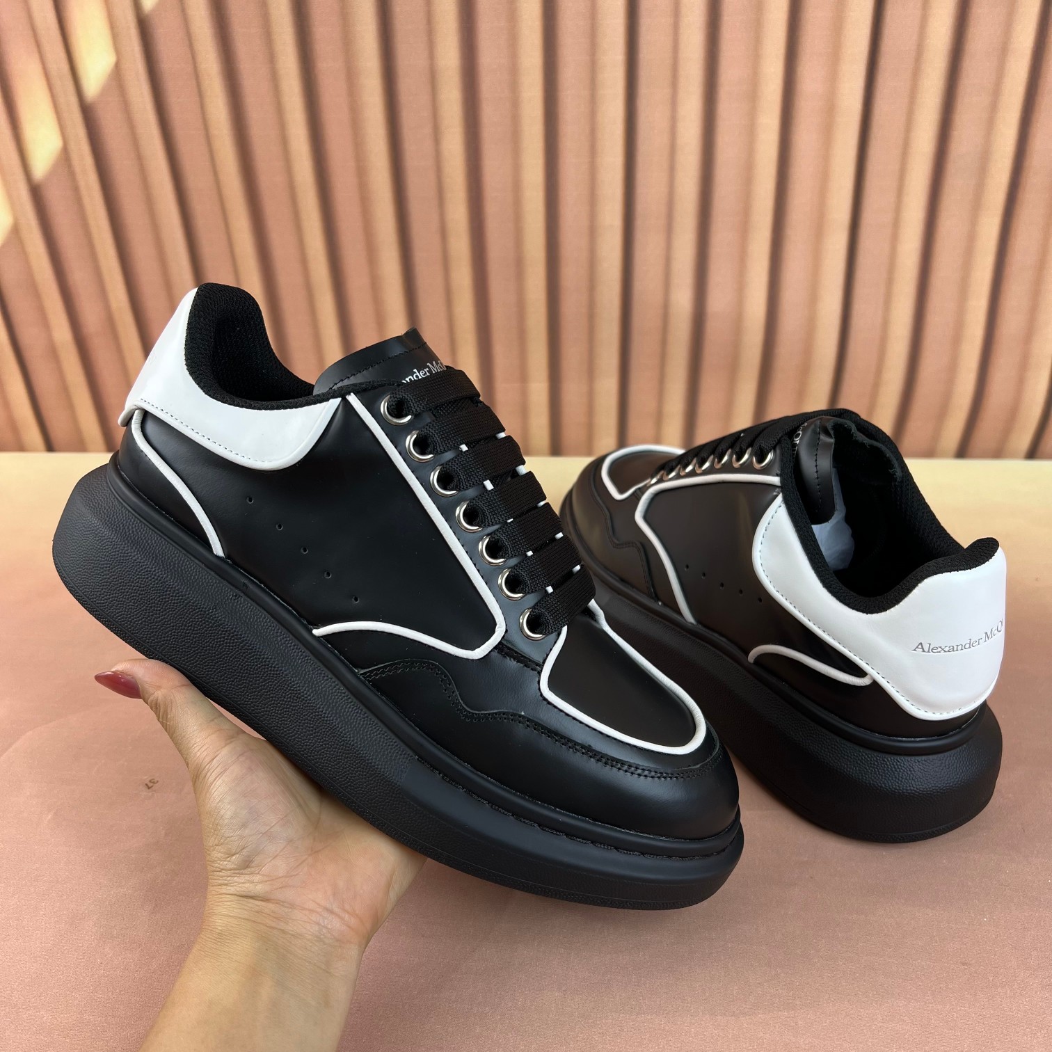 Alexander Mcqueen Male Sneakers Breathable M-l