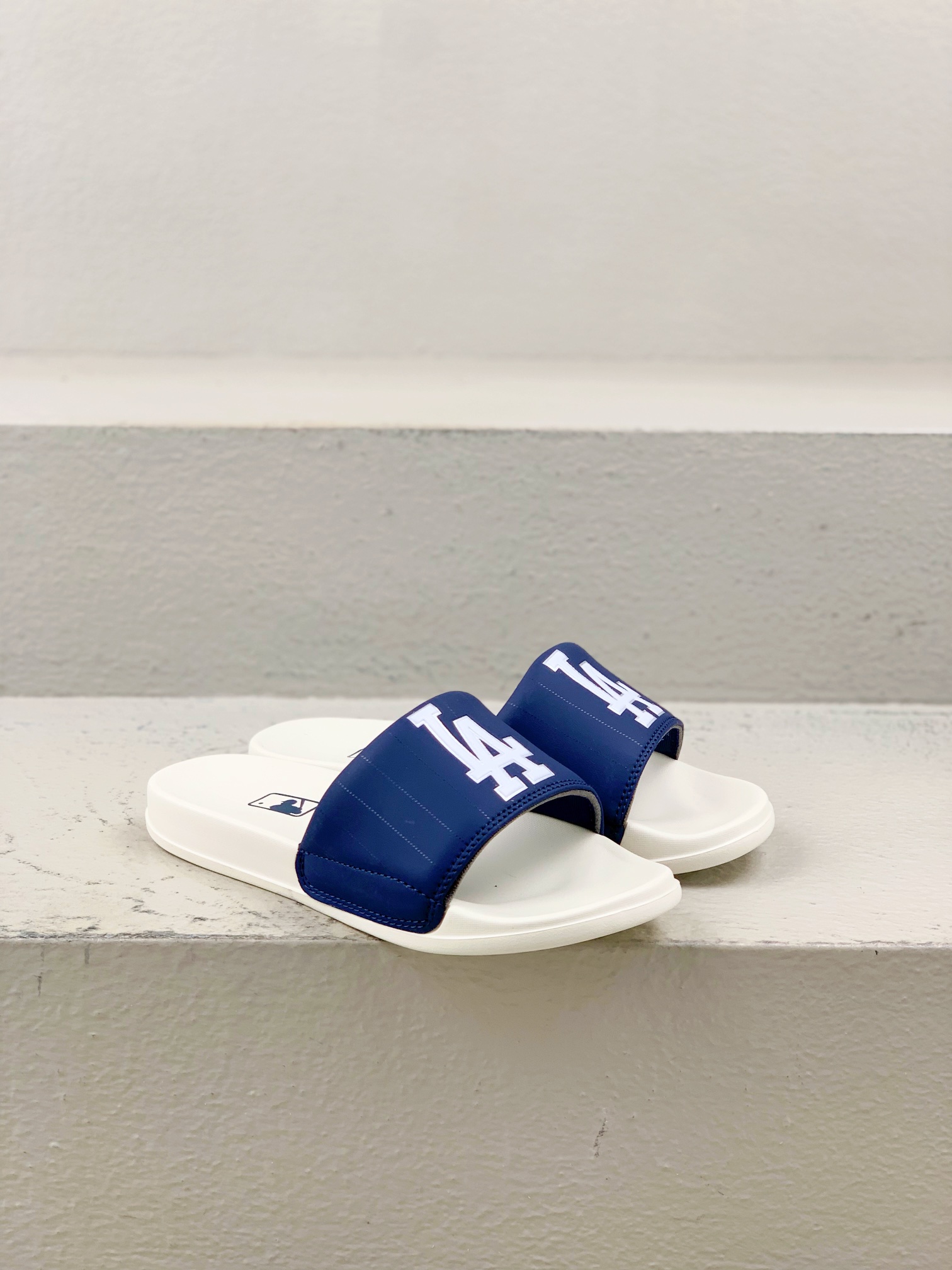 Male Slippers M-l-s