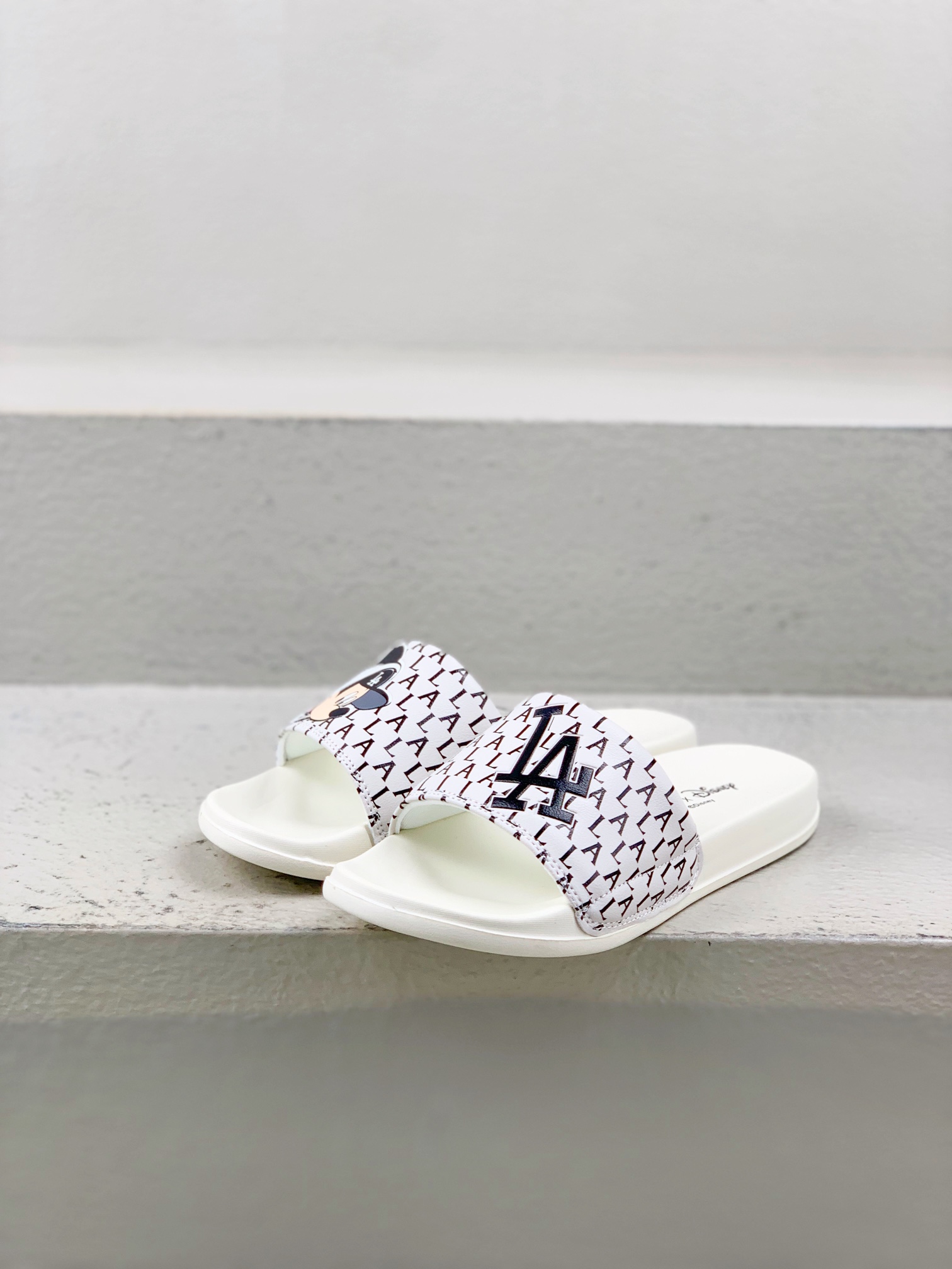 Male Slippers M-l-s