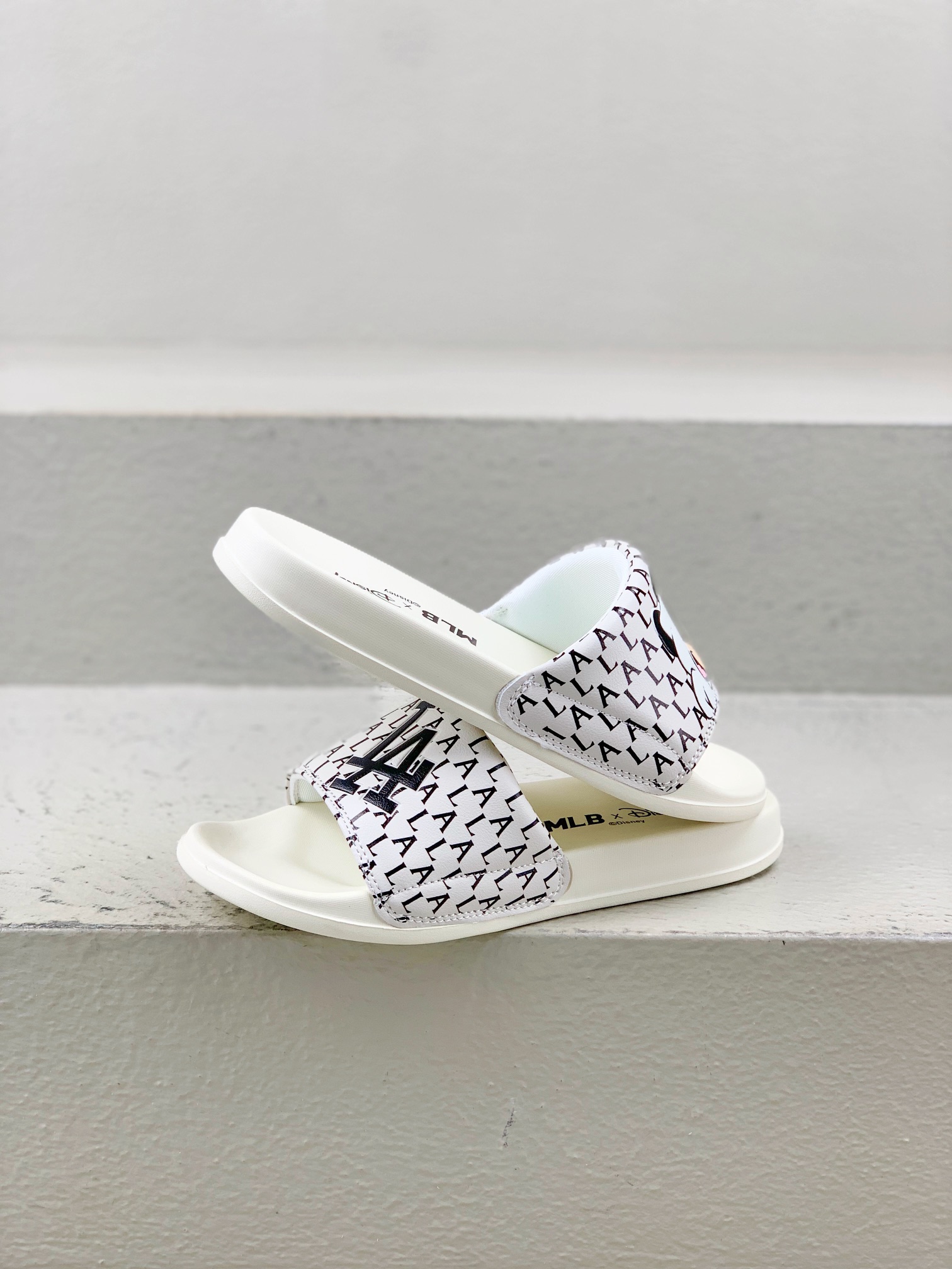Male Slippers M-l-s