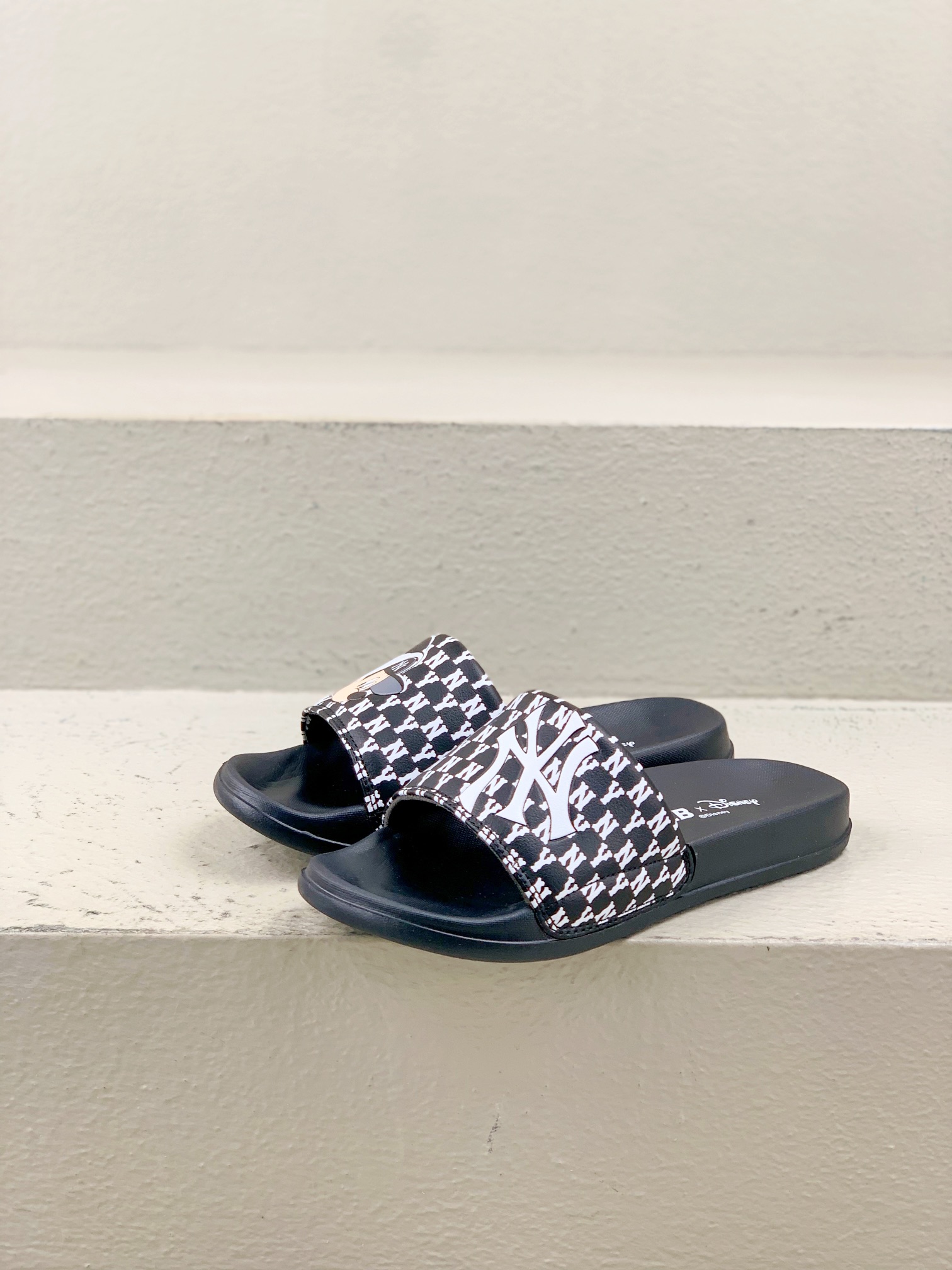 Male Slippers M-l-s