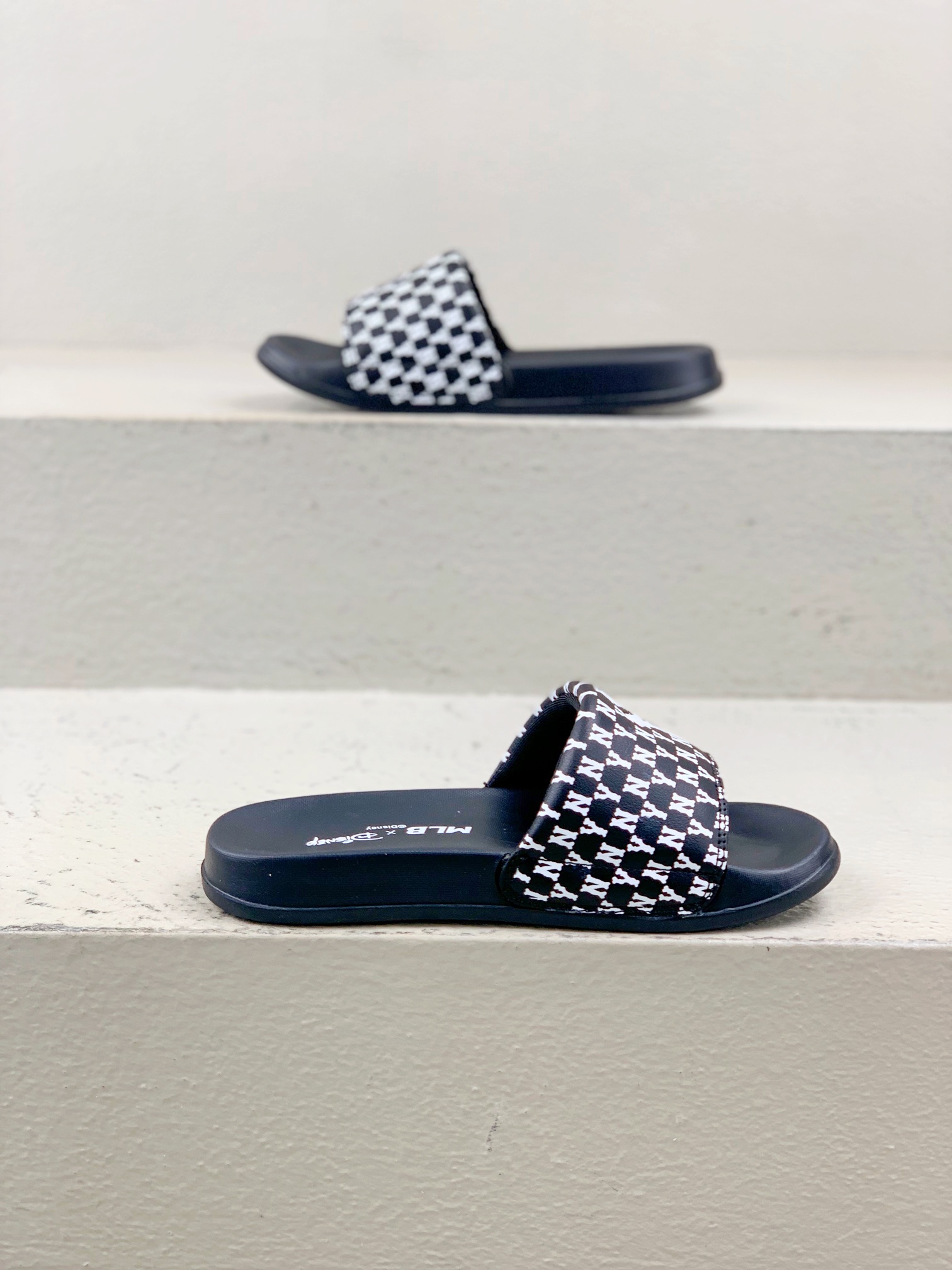 Male Slippers M-l-s