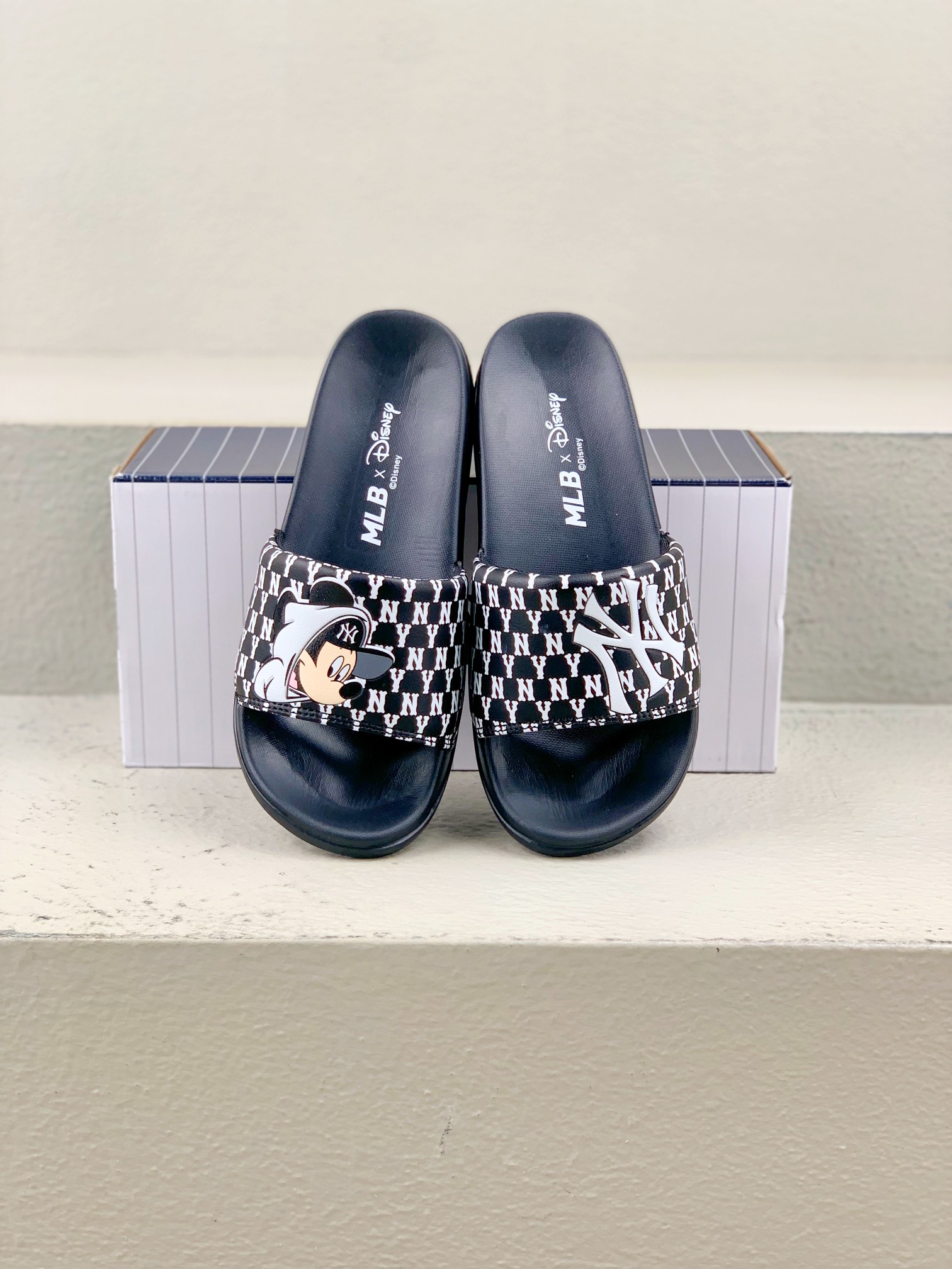 Male Slippers M-l-s