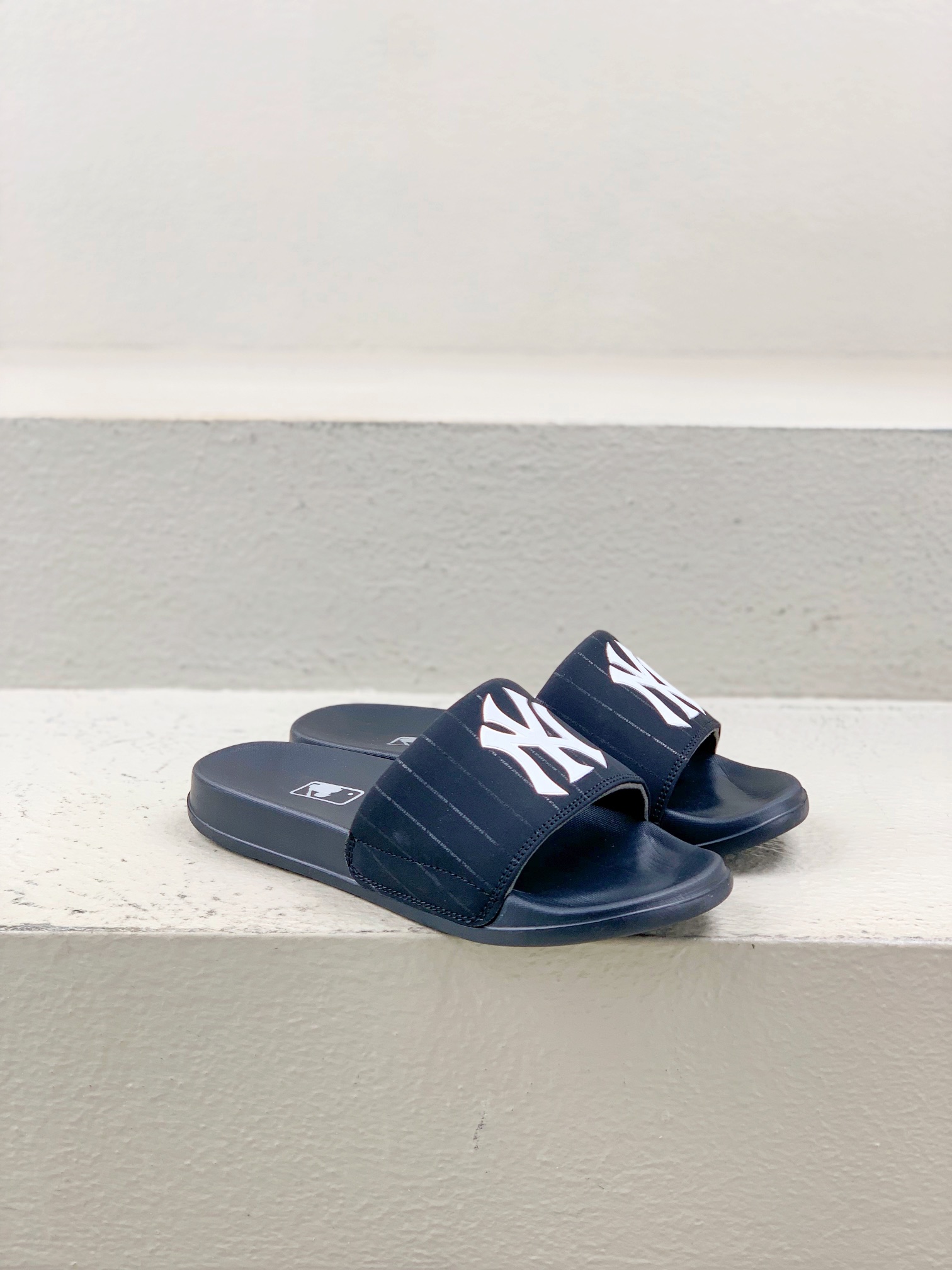 Male Slippers M-l-s