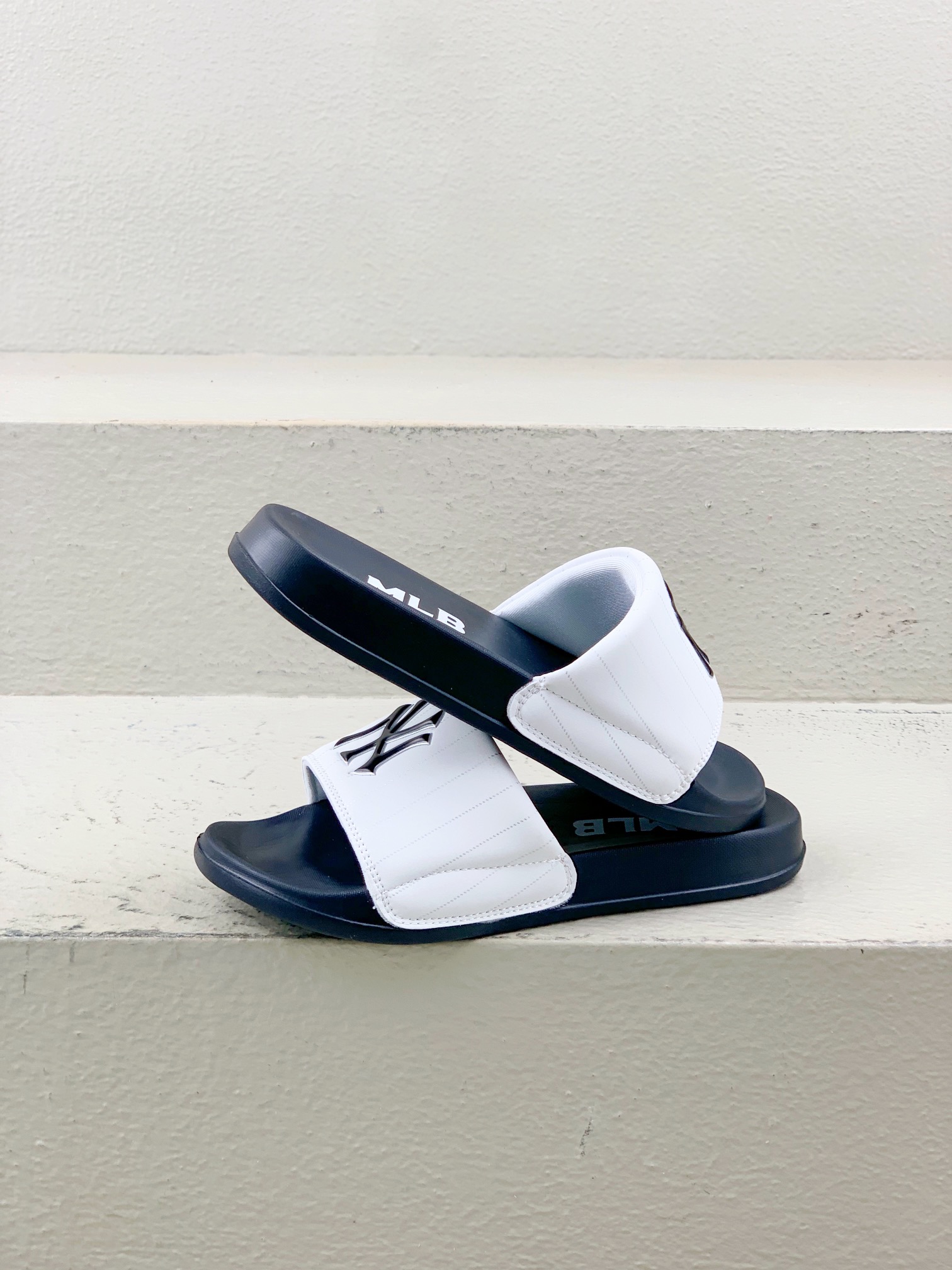 Male Slippers M-l-s