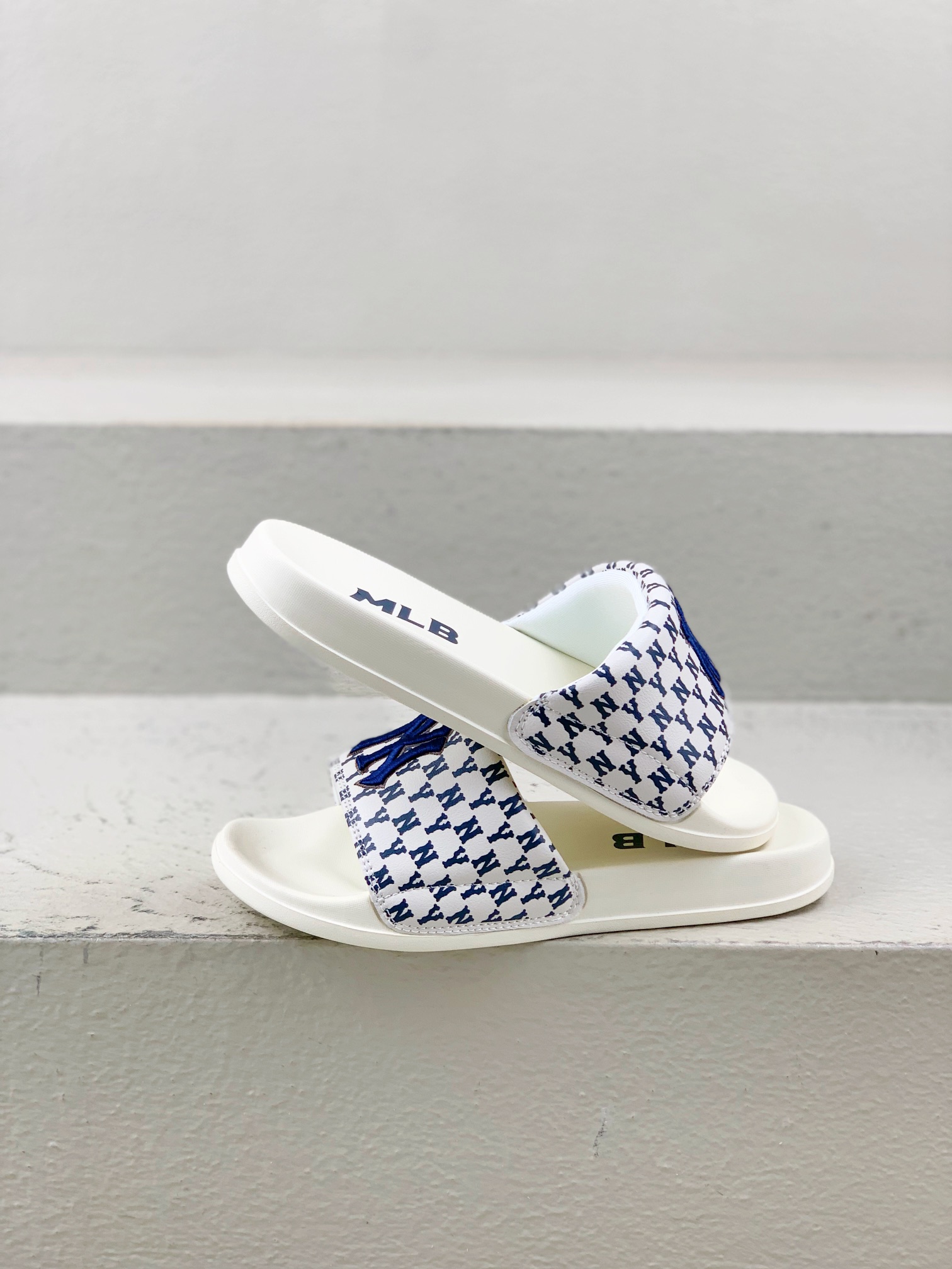 Male Slippers M-l-s