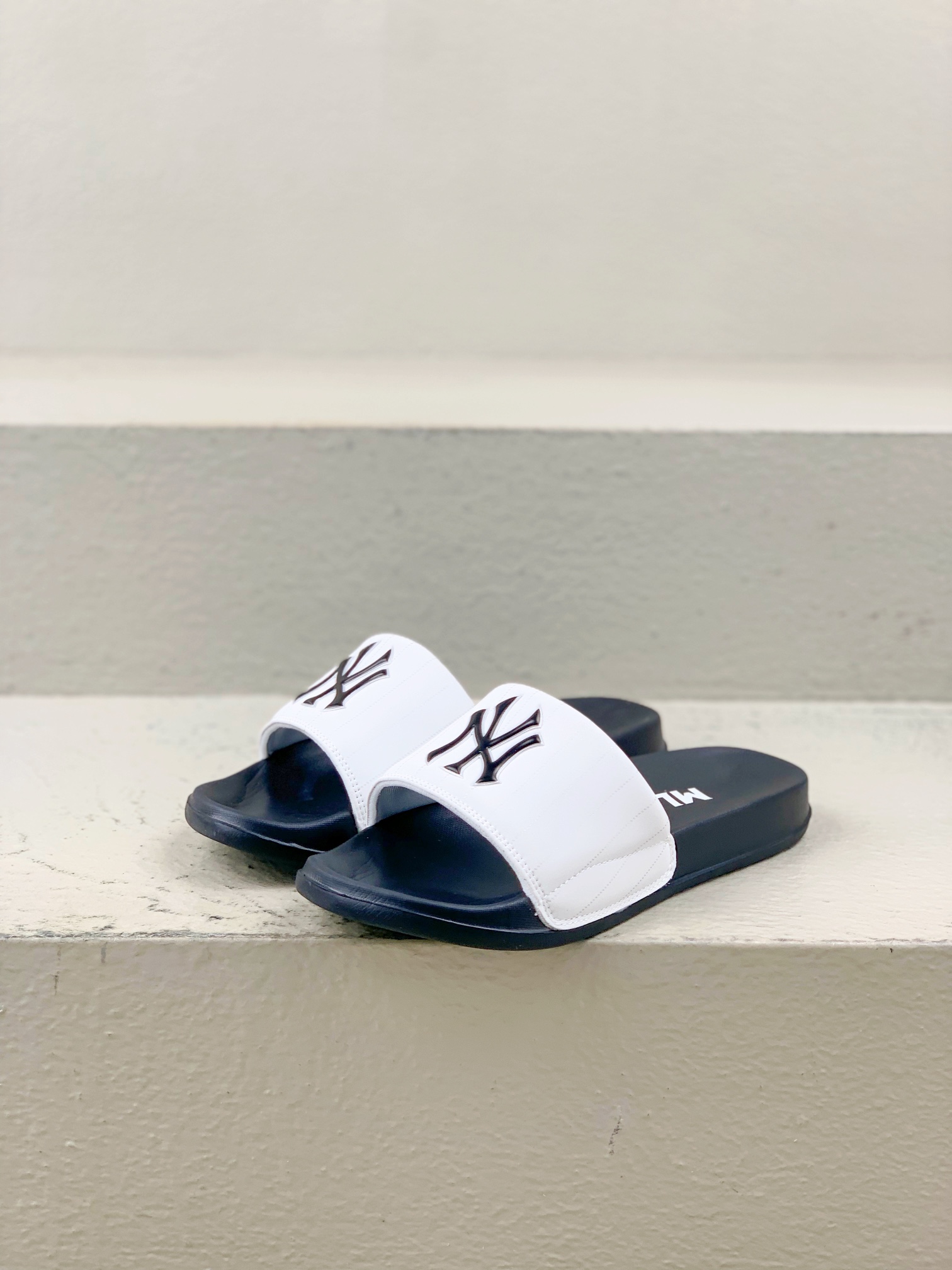 Male Slippers M-l-s