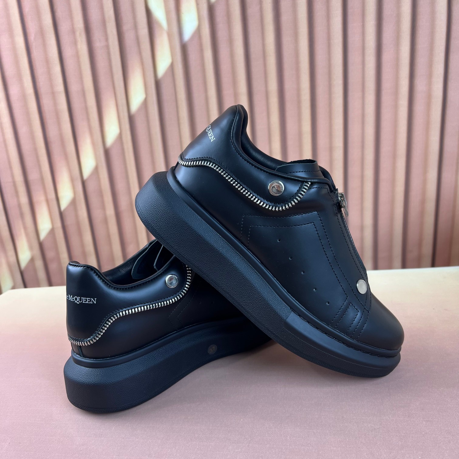 Alexander Mcqueen Male Sneakers Breathable M-l