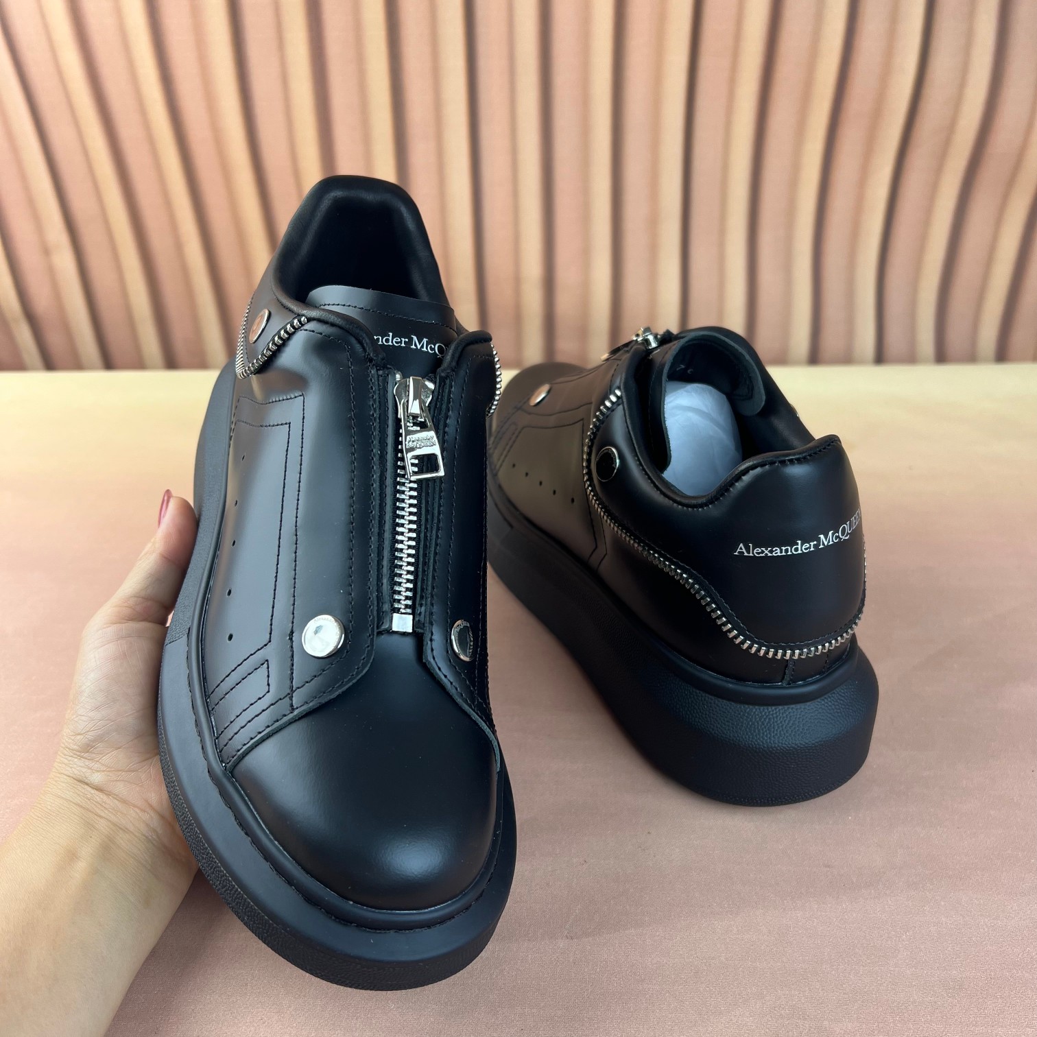 Alexander Mcqueen Male Sneakers Breathable M-l