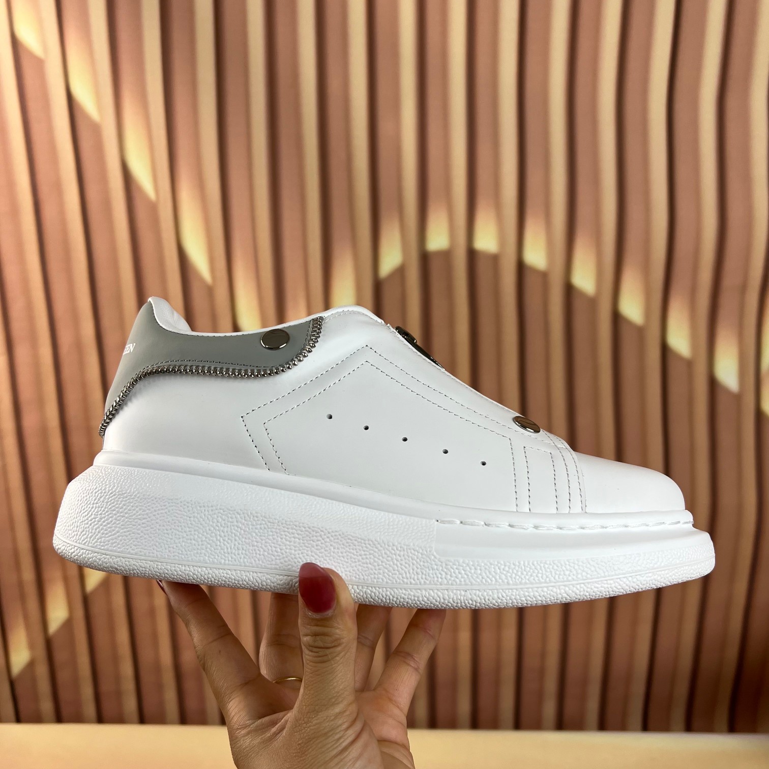 Alexander Mcqueen Male Sneakers Breathable M-l