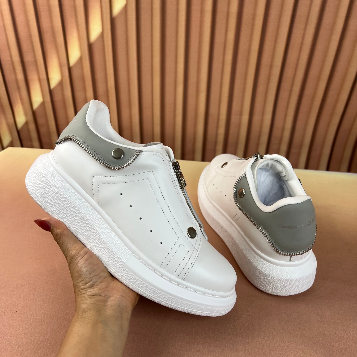 Alexander Mcqueen Male Sneakers Breathable M-l