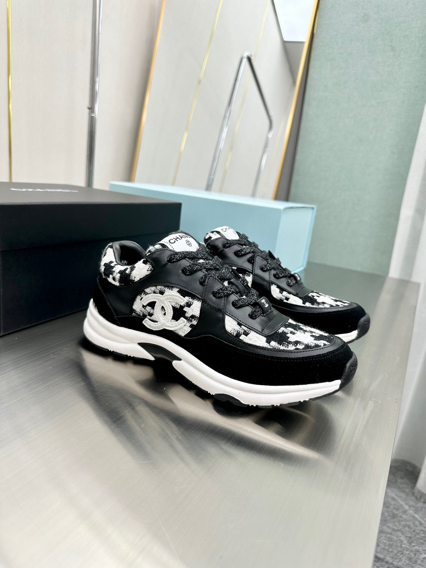 Chanel Male Sneakers Breathable L