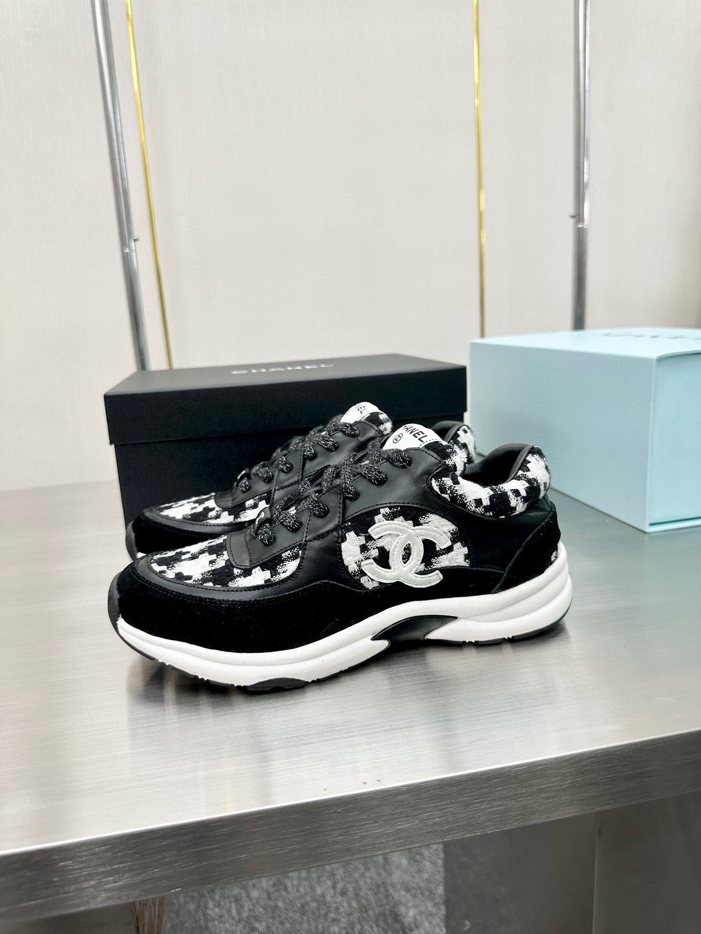 Chanel Male Sneakers Breathable L