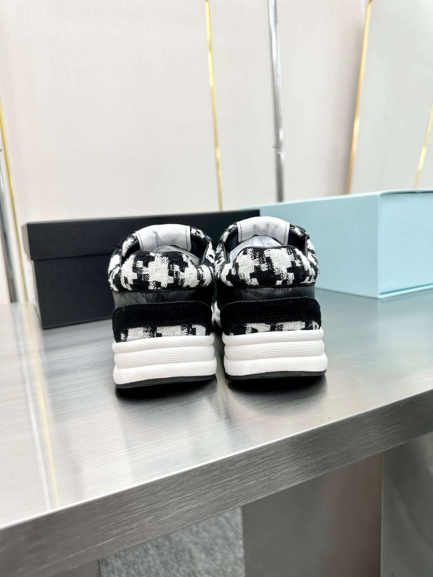 Chanel Male Sneakers Breathable L