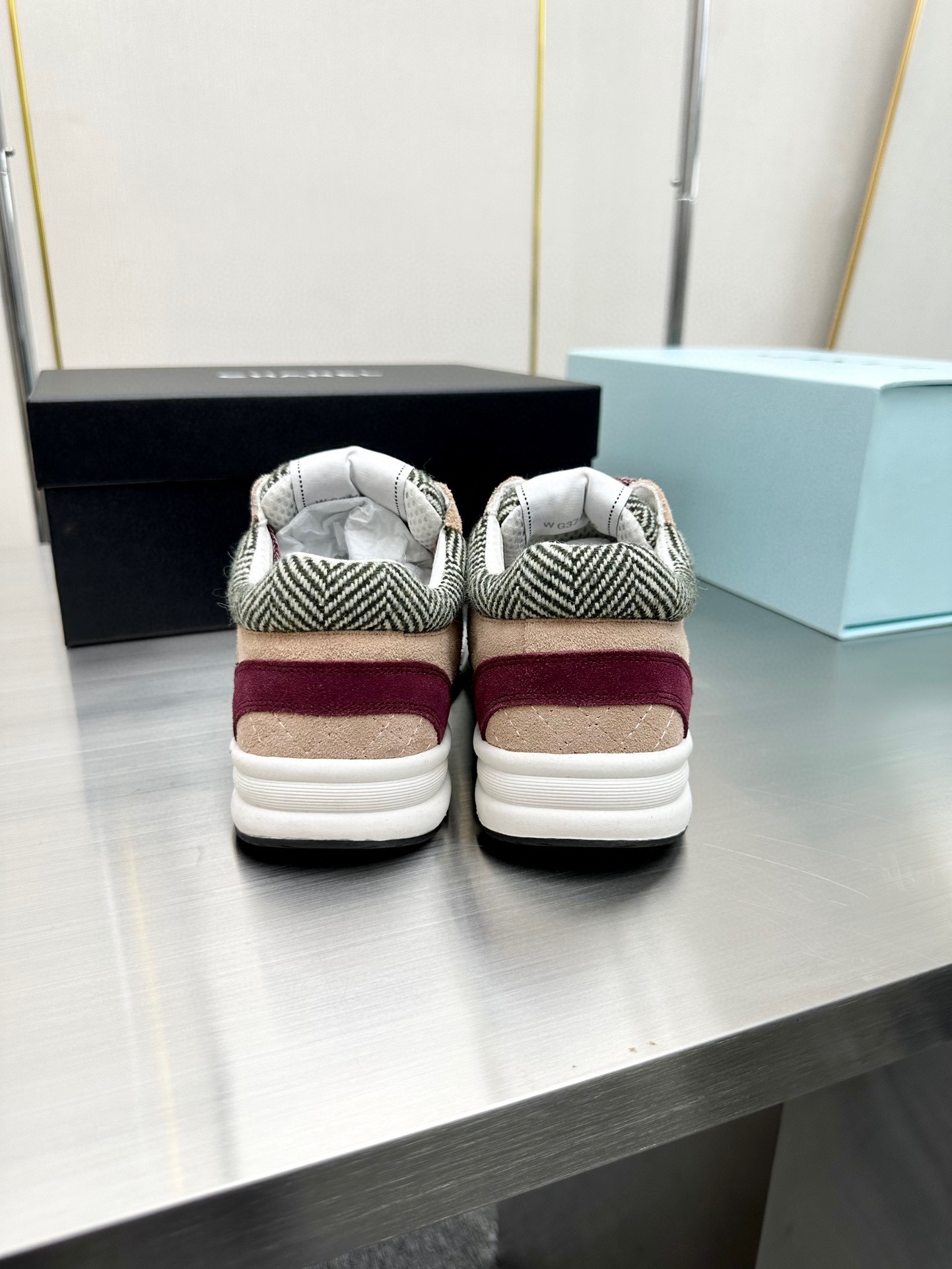 Chanel Male Sneakers Breathable L