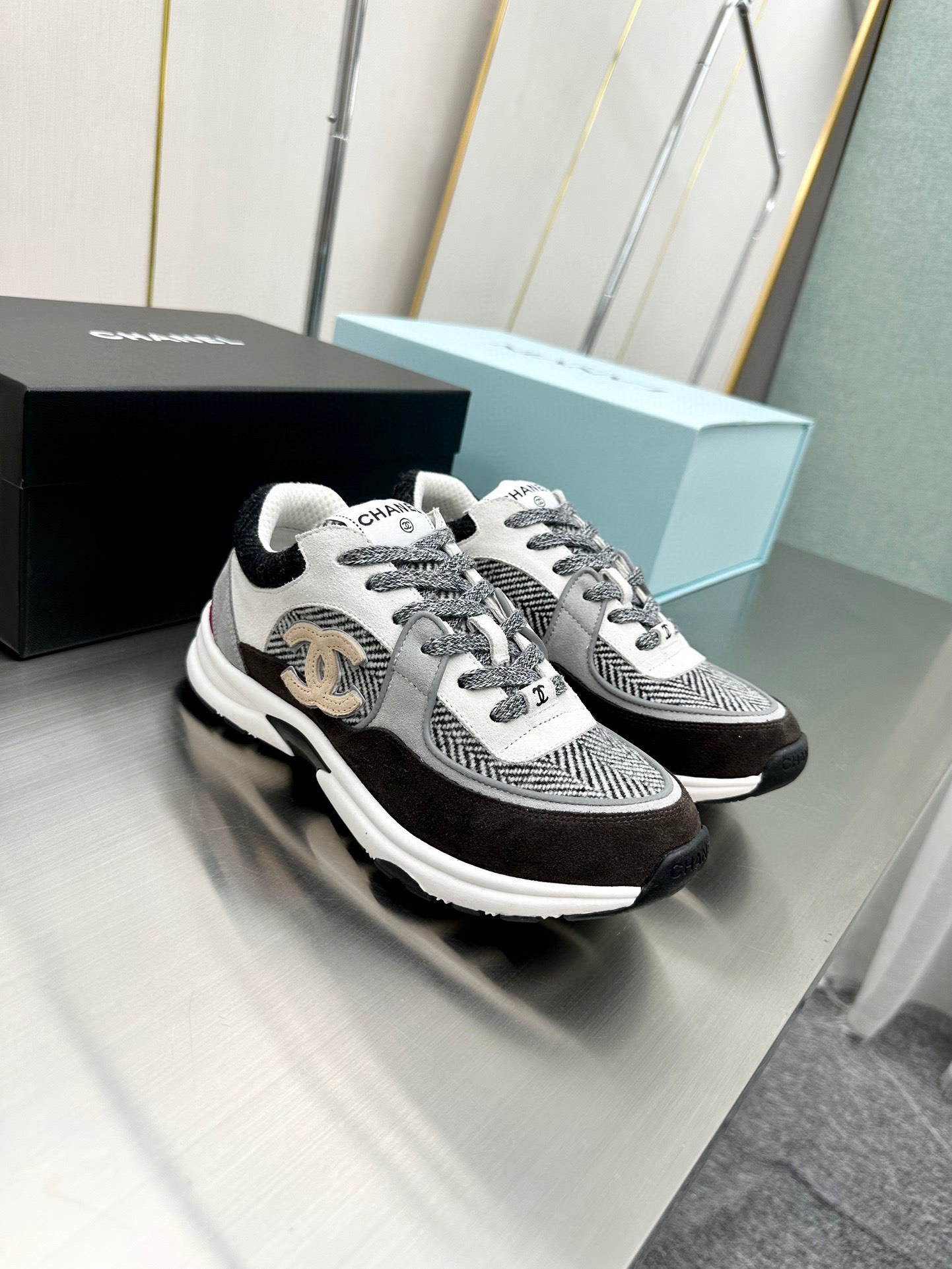 Chanel Male Sneakers Breathable L