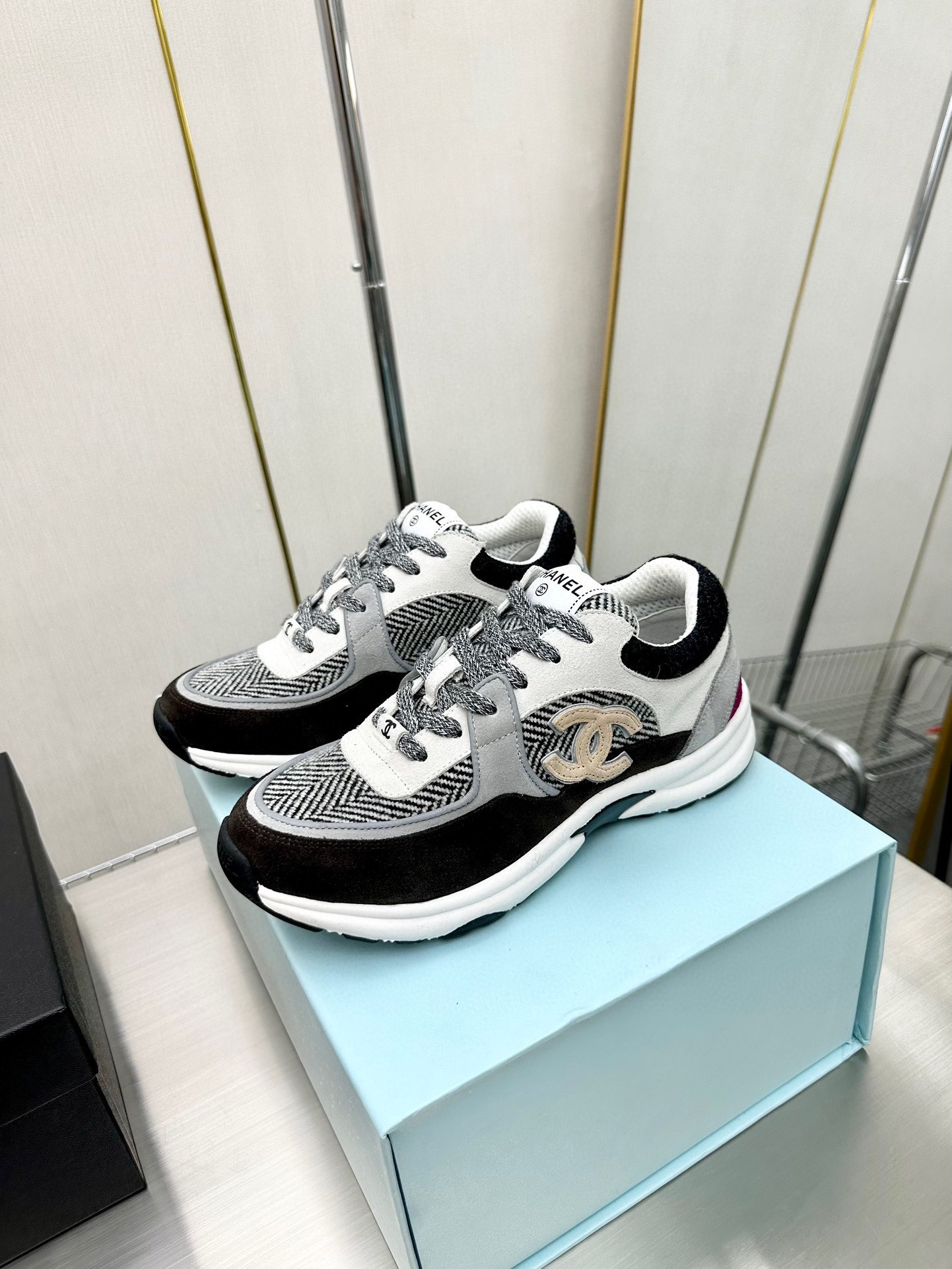 Chanel Male Sneakers Breathable L