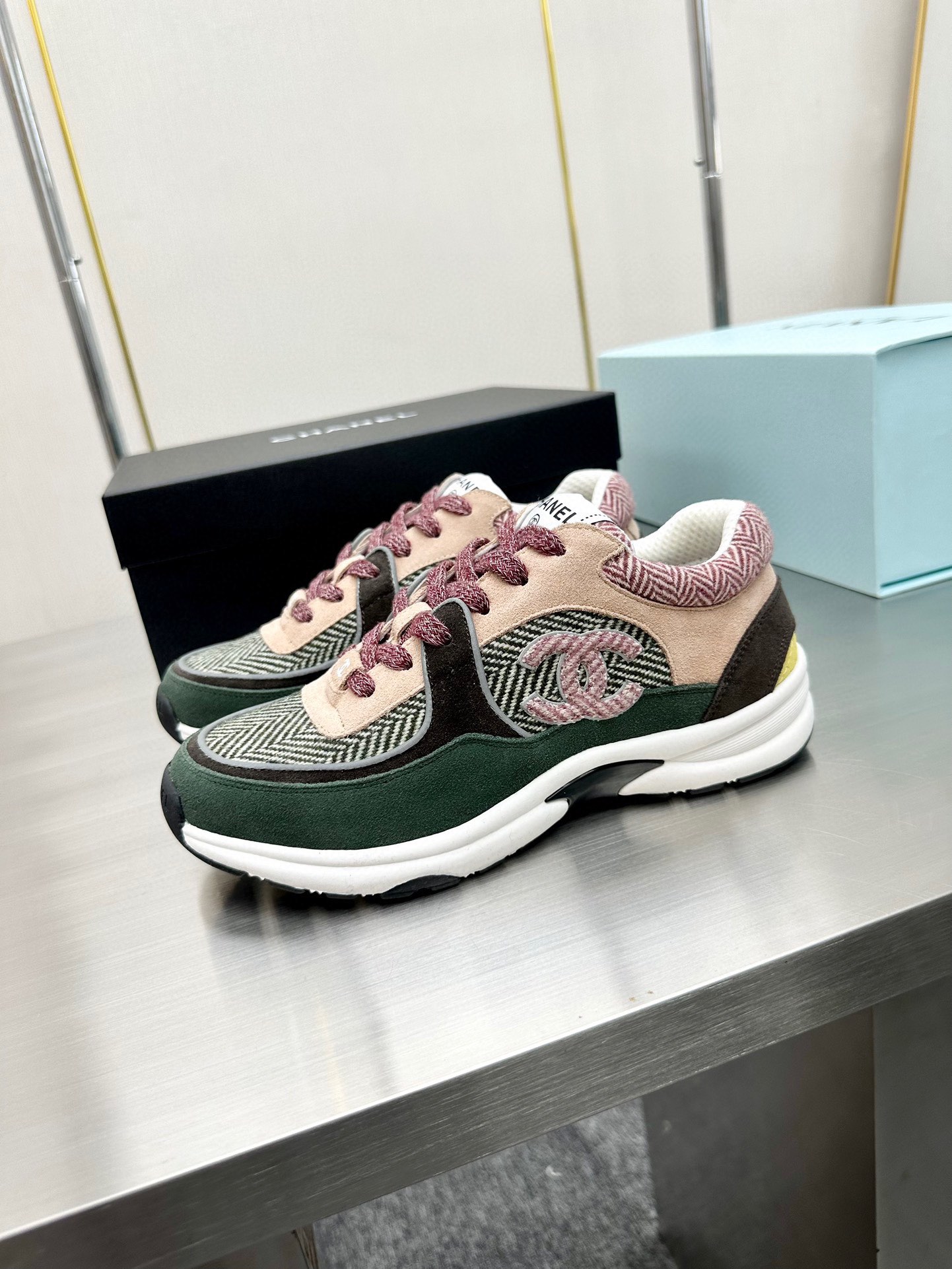 Chanel Male Sneakers Breathable L