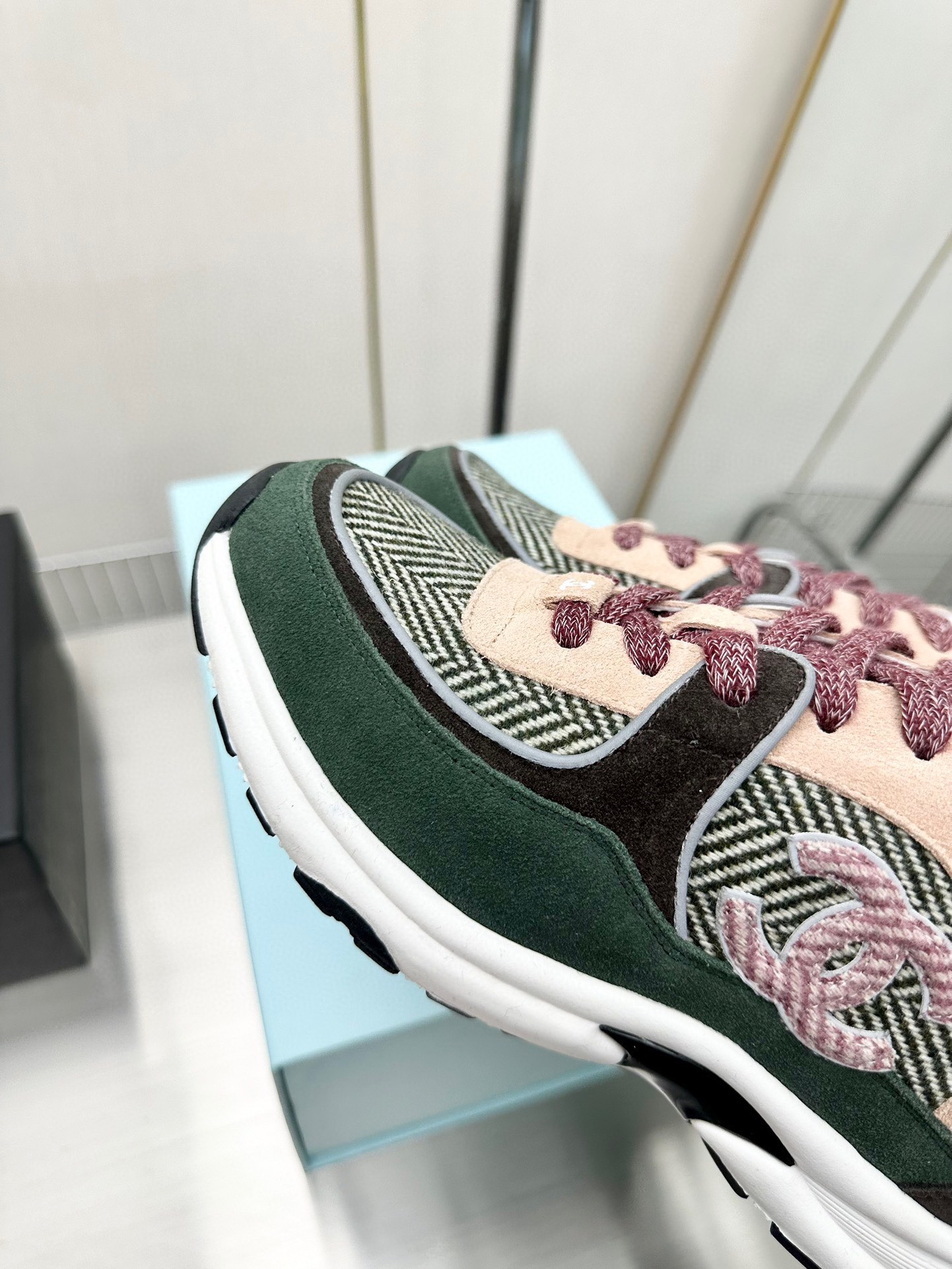 Chanel Male Sneakers Breathable L