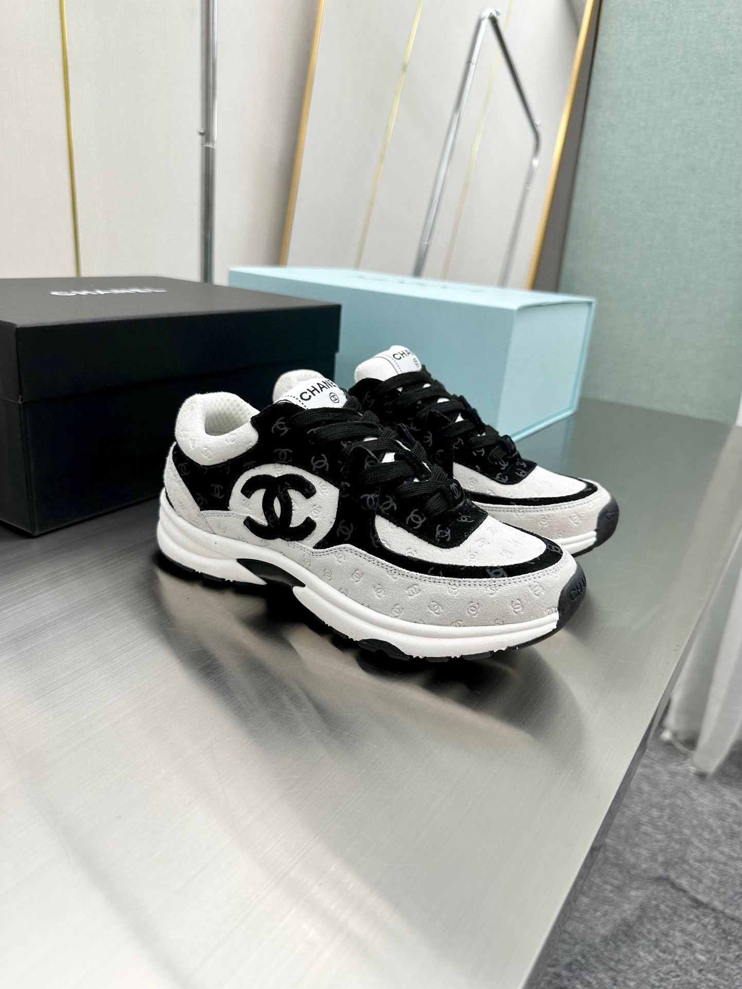 Chanel Male Sneakers Breathable L