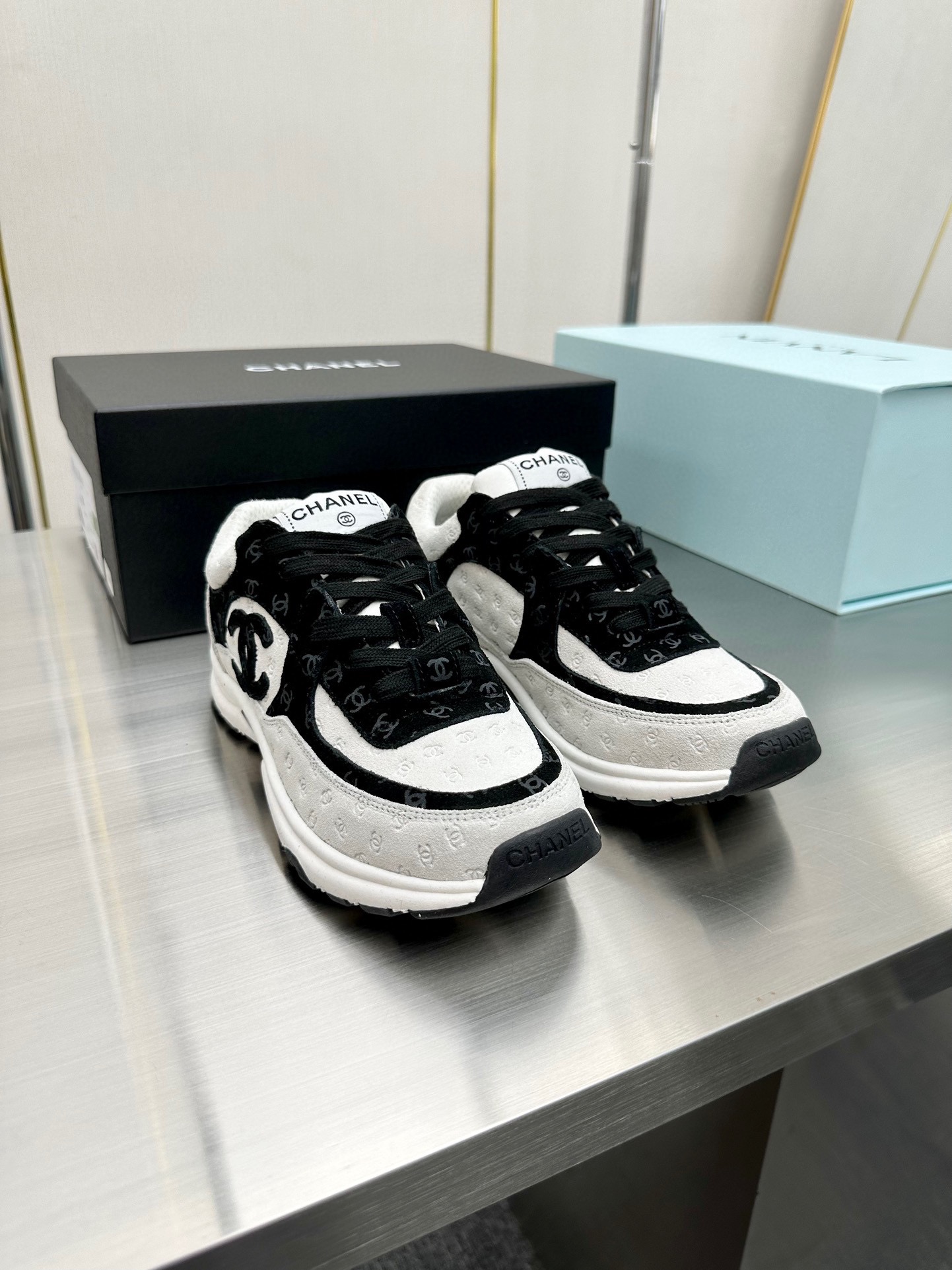 Chanel Male Sneakers Breathable L