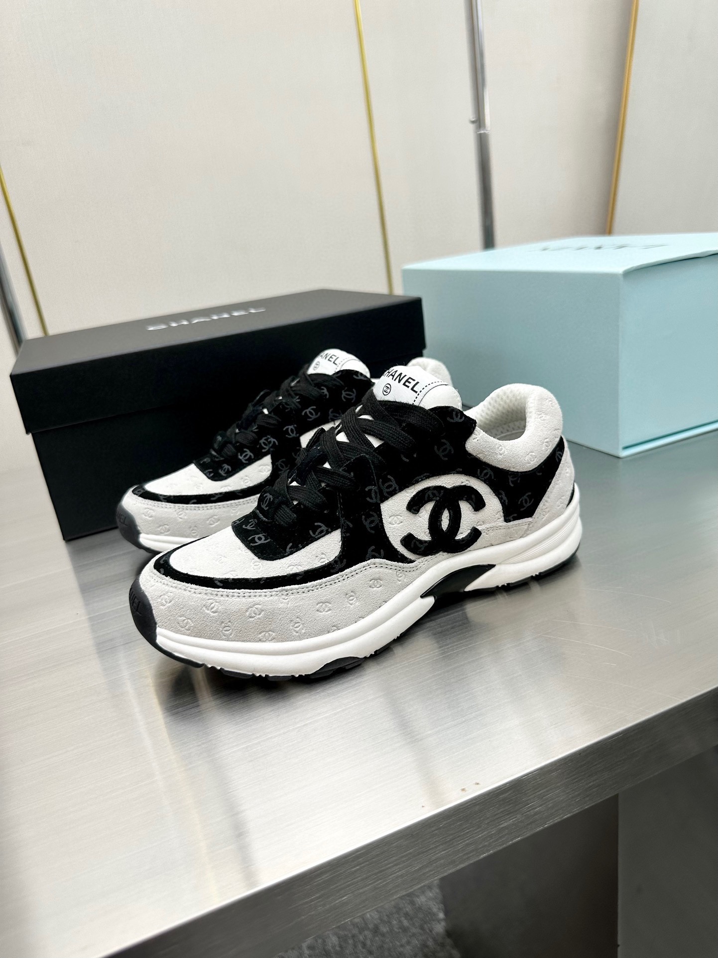 Chanel Male Sneakers Breathable L
