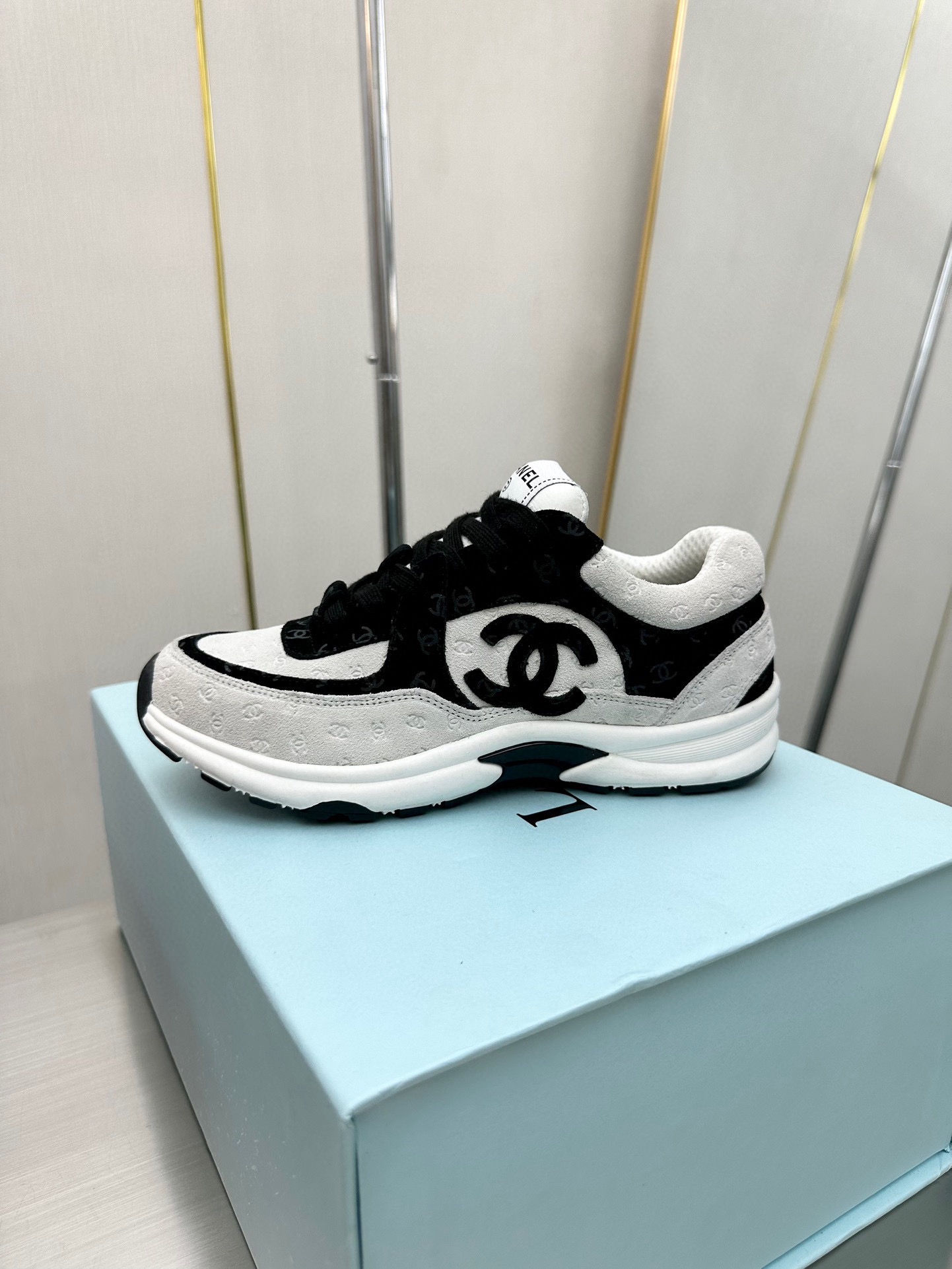Chanel Male Sneakers Breathable L