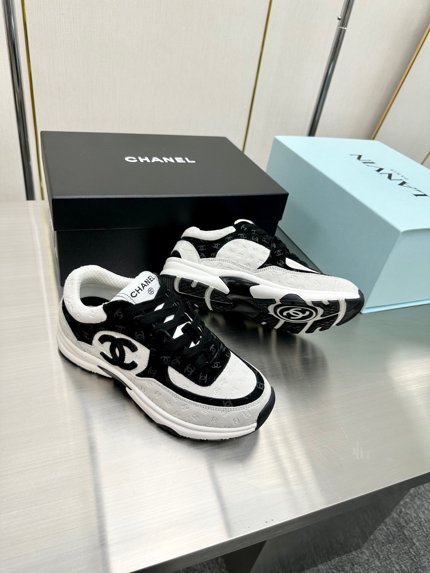 Chanel Male Sneakers Breathable L
