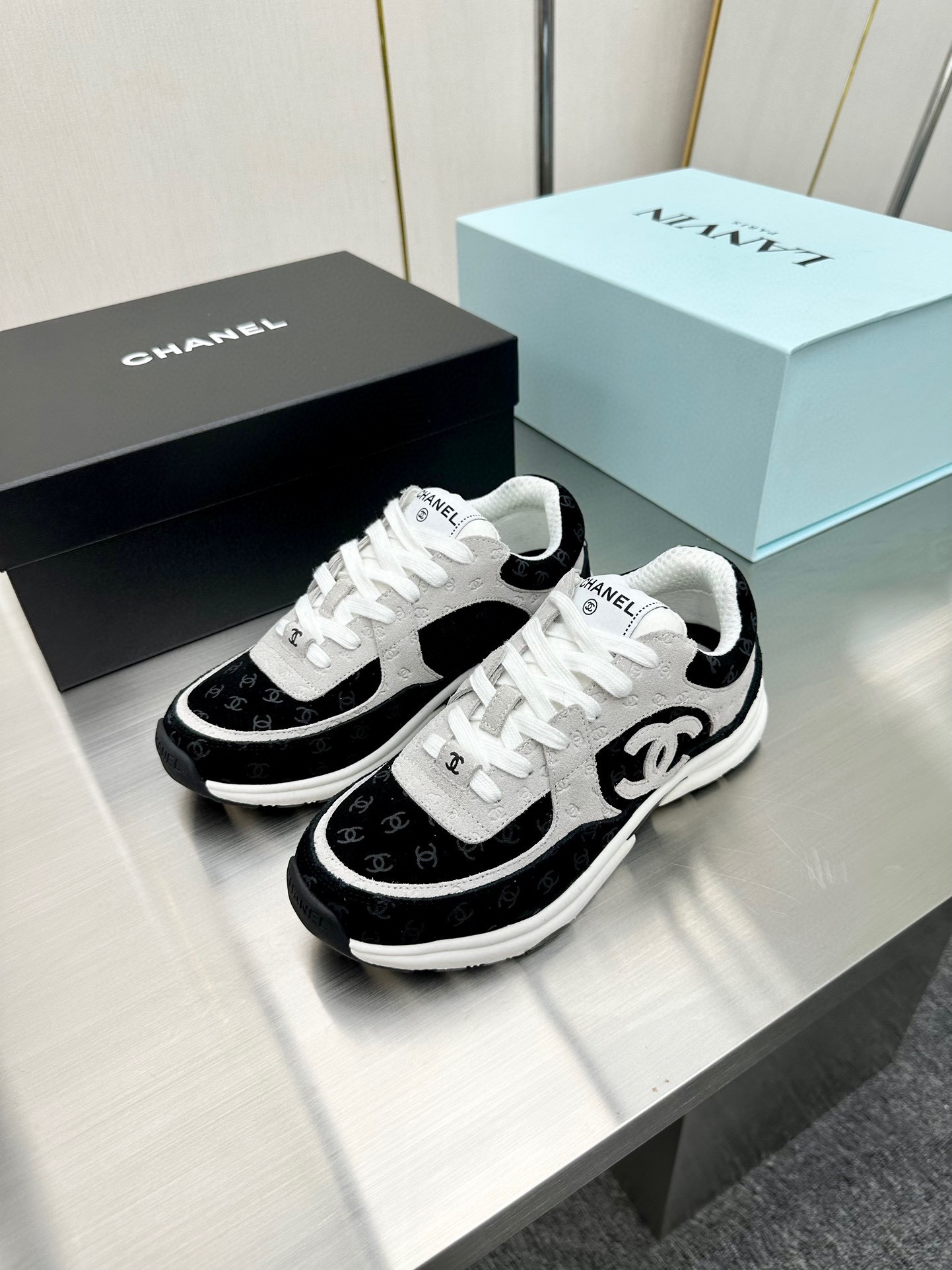 Chanel Male Sneakers Breathable L