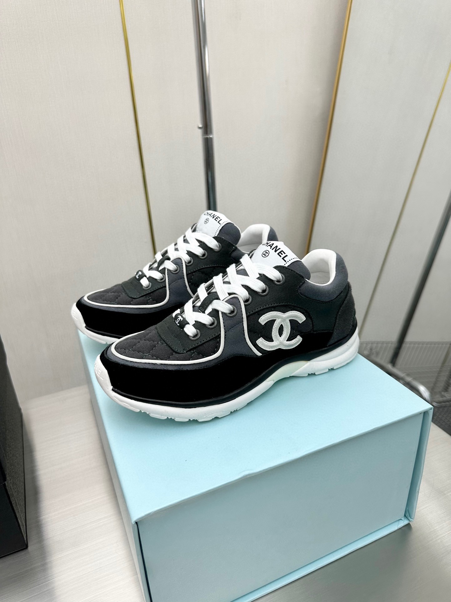 Chanel Male Sneakers Breathable L