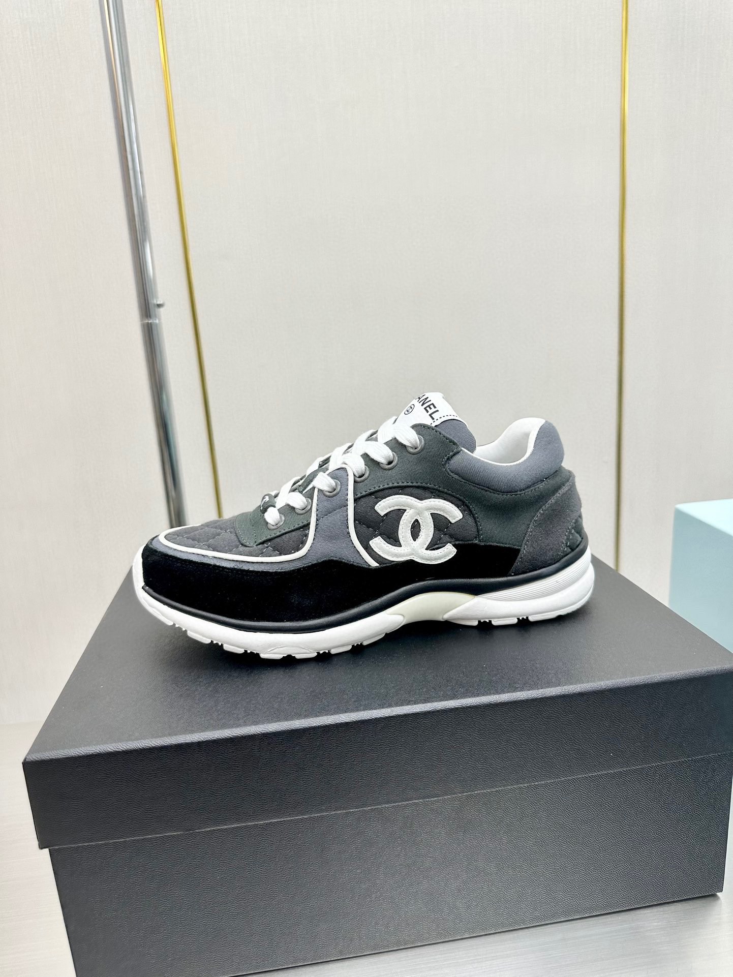 Chanel Male Sneakers Breathable L