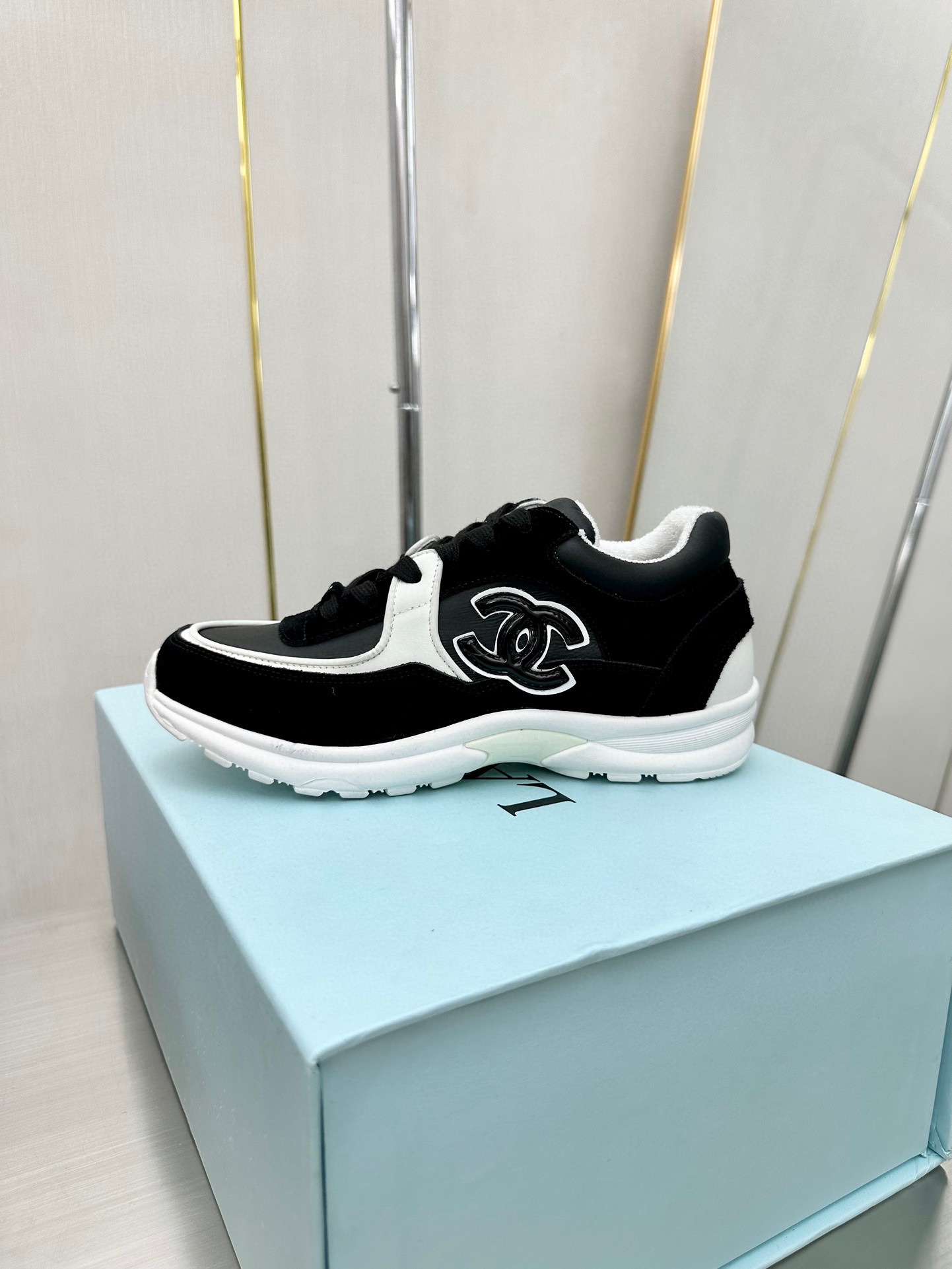 Chanel Male Sneakers Breathable L