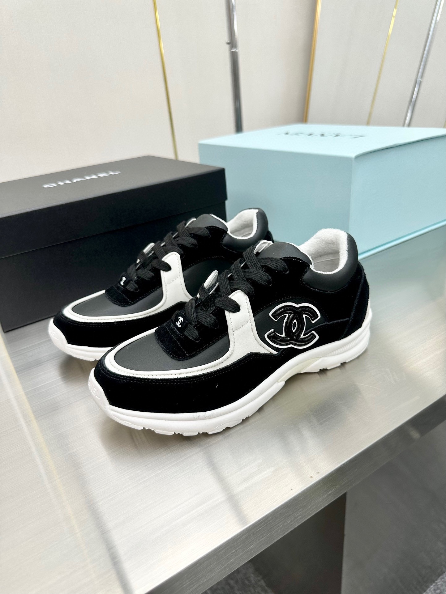 Chanel Male Sneakers Breathable L