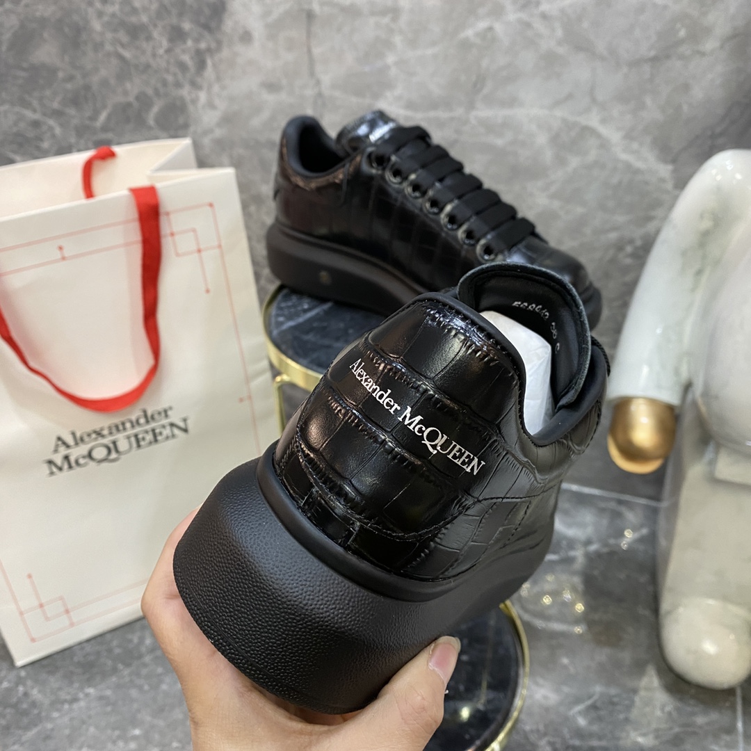 Alexander Mcqueen Male Basic Shoes White M-l-s