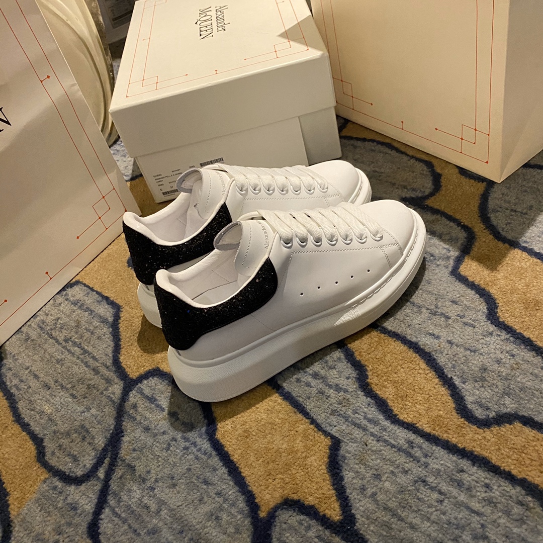 Alexander Mcqueen Male Basic Shoes White M-l-s