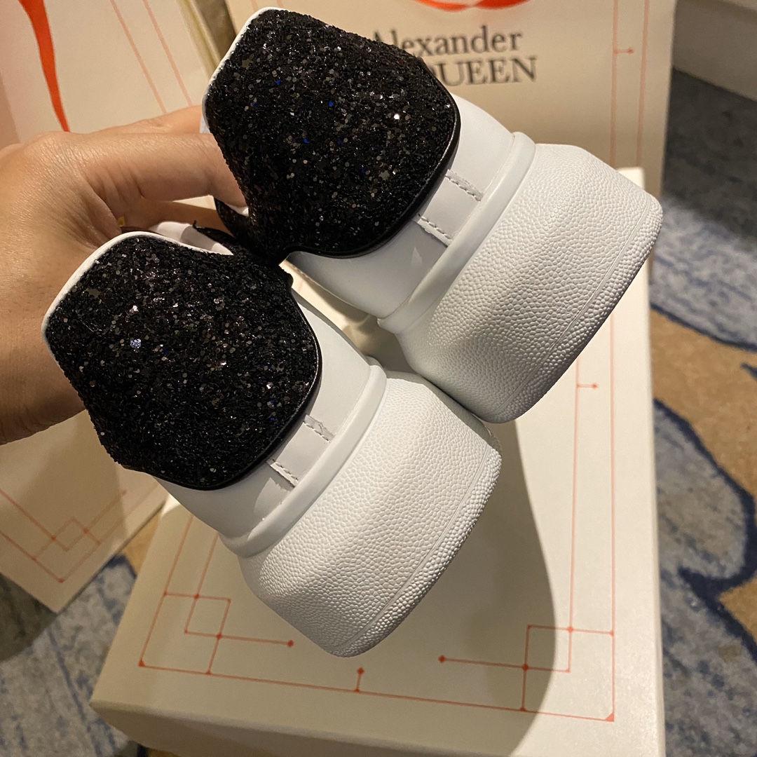 Alexander Mcqueen Male Basic Shoes White M-l-s