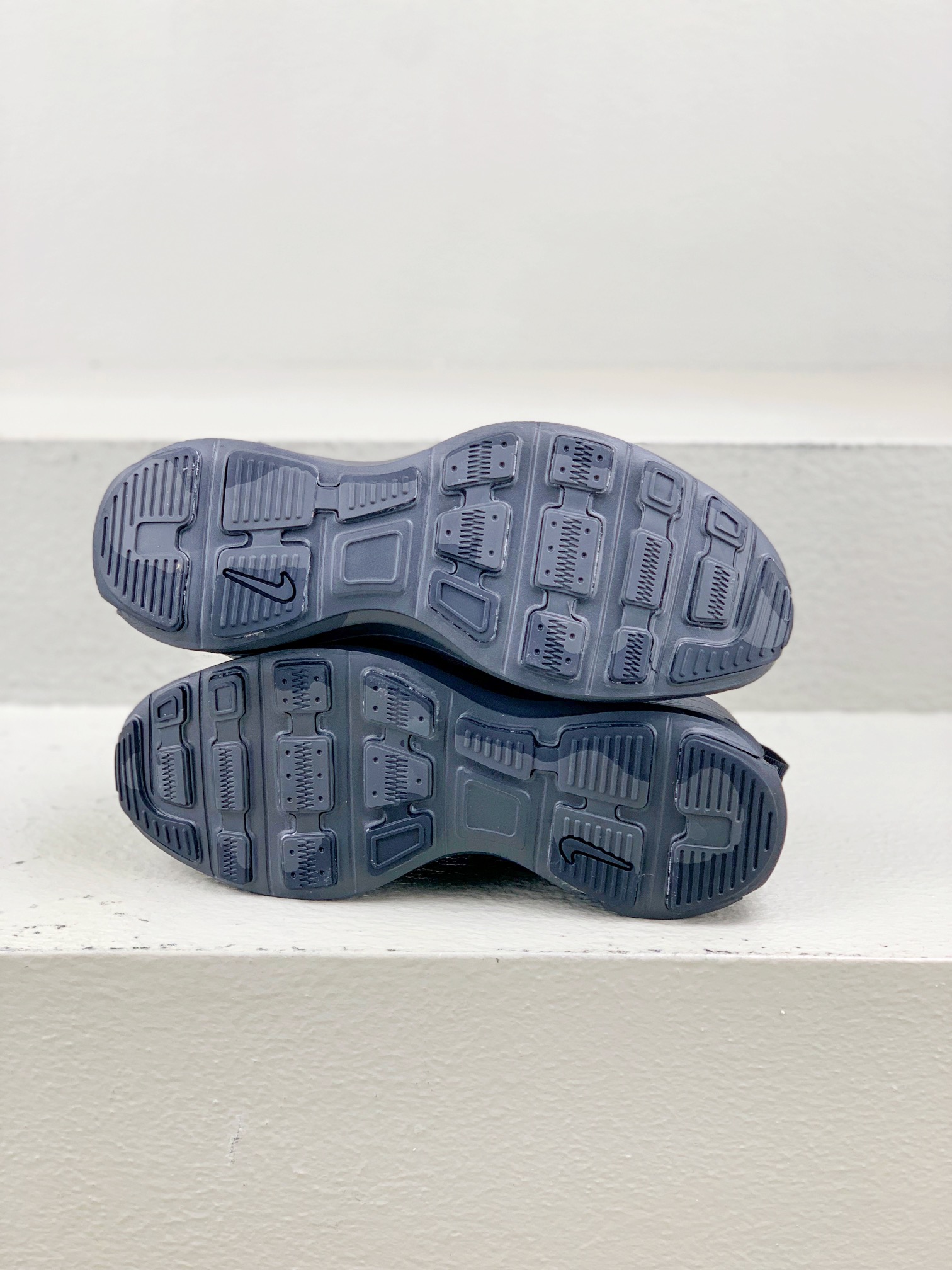 Nike Male Running Shoes Mesh Gray Breathable M-l-s