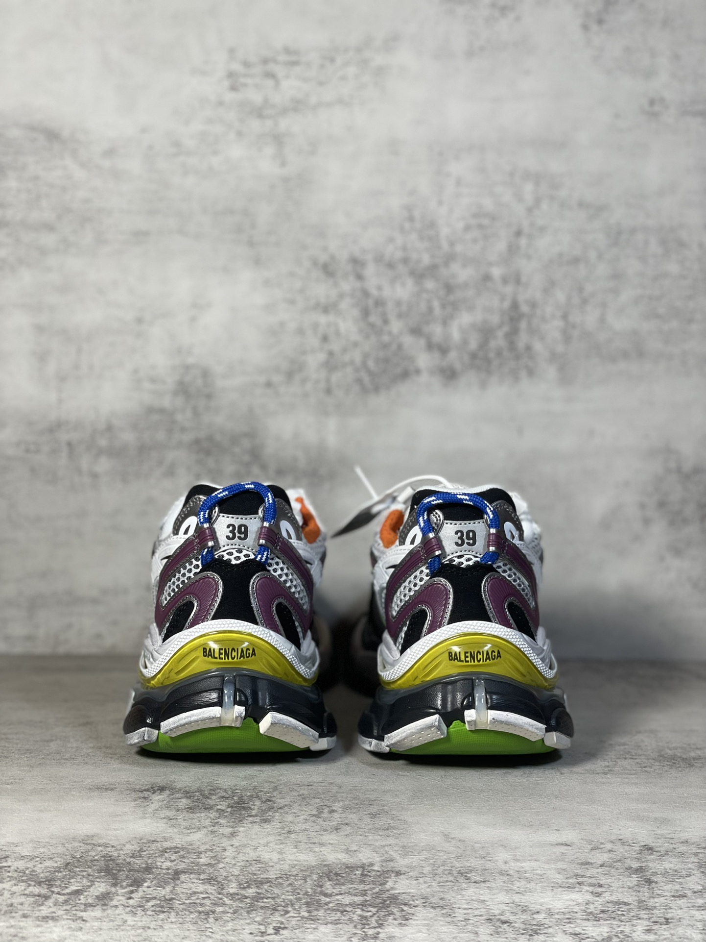 Balenciaga Sneakers M-l