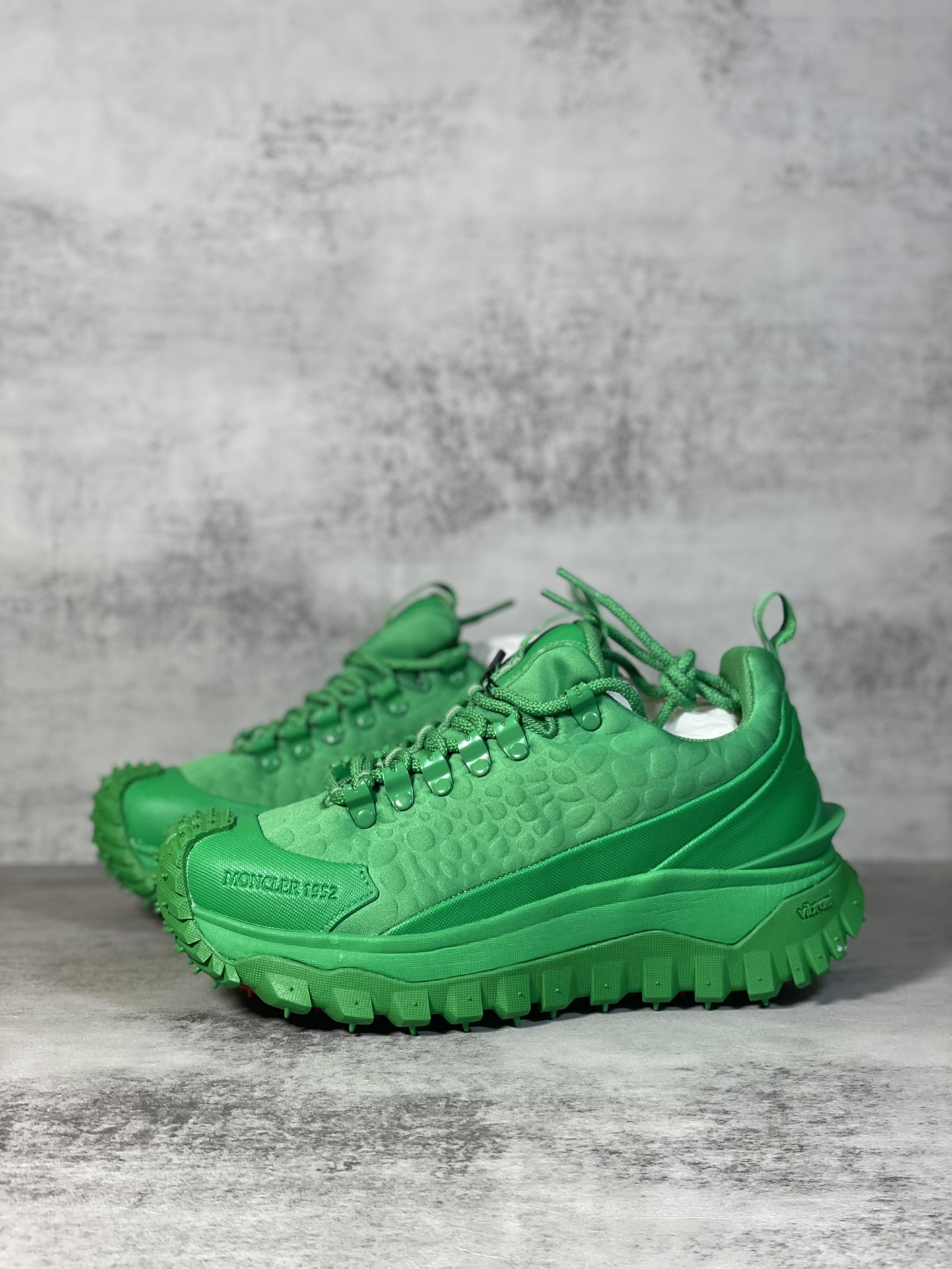 Moncler Sneakers Shock Absorbing M-l