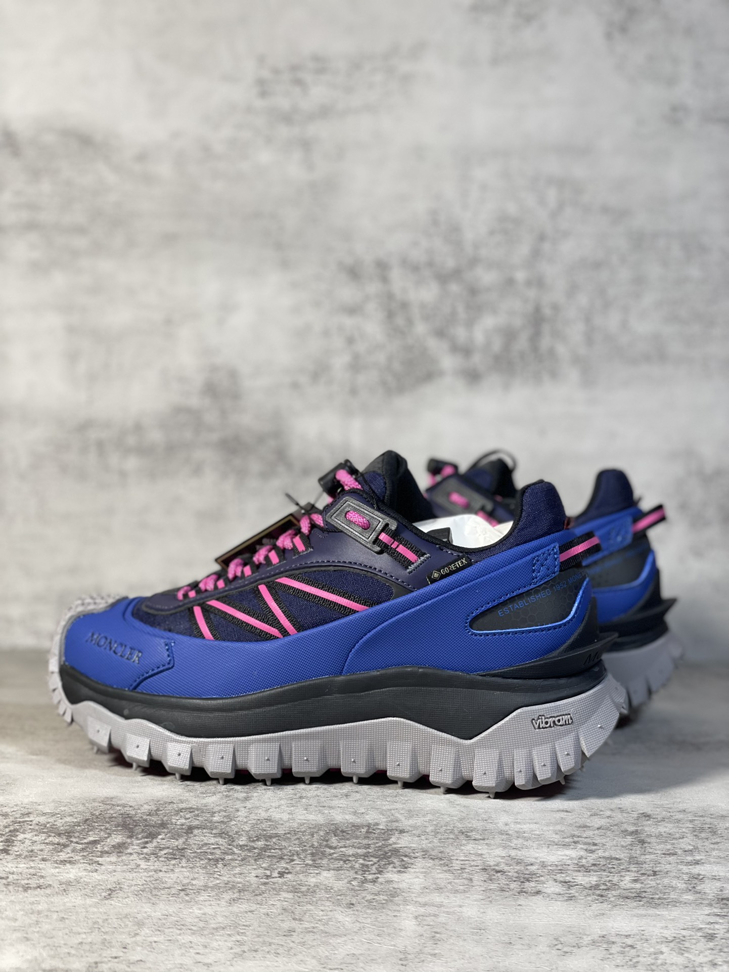 Moncler Sneakers Shock Absorbing M-l